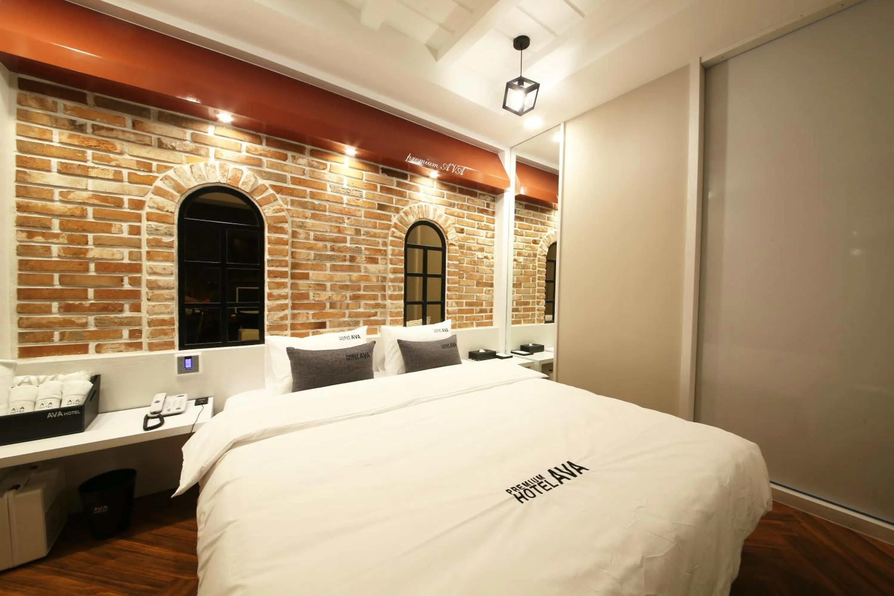 Bed in Premium Ava Hotel