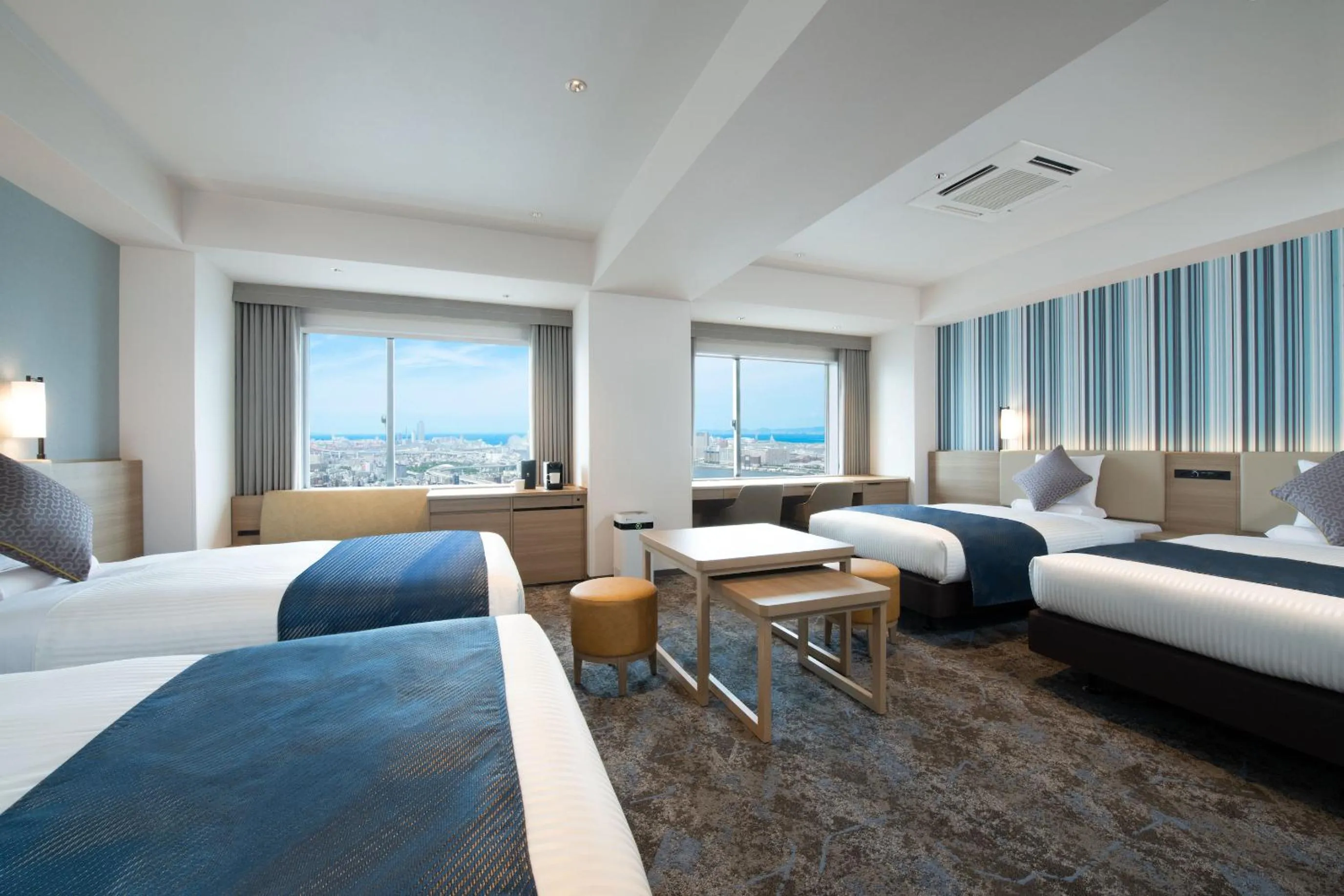 Bed in Art Hotel Osaka Bay Tower
