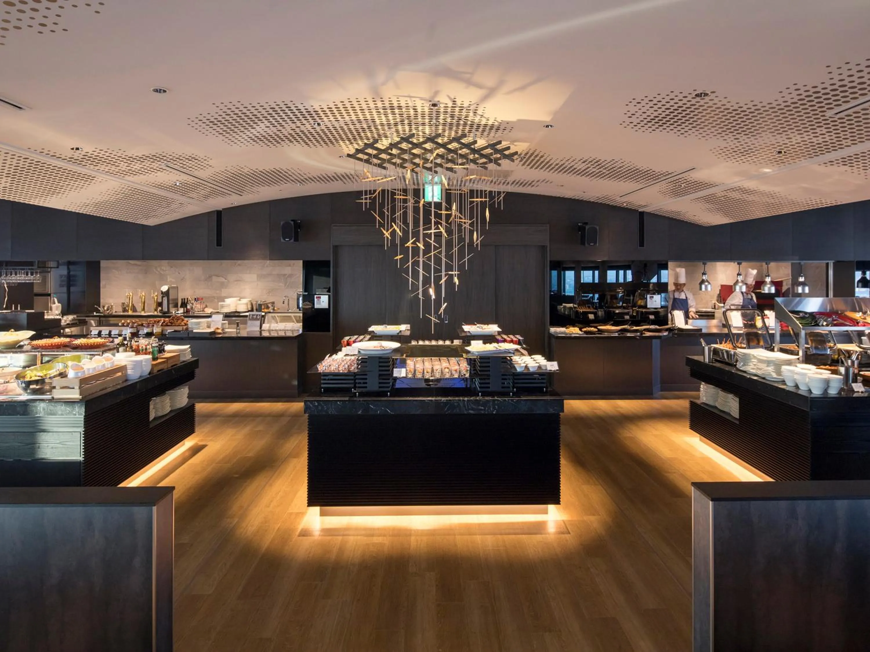 Restaurant/places to eat in Art Hotel Osaka Bay Tower