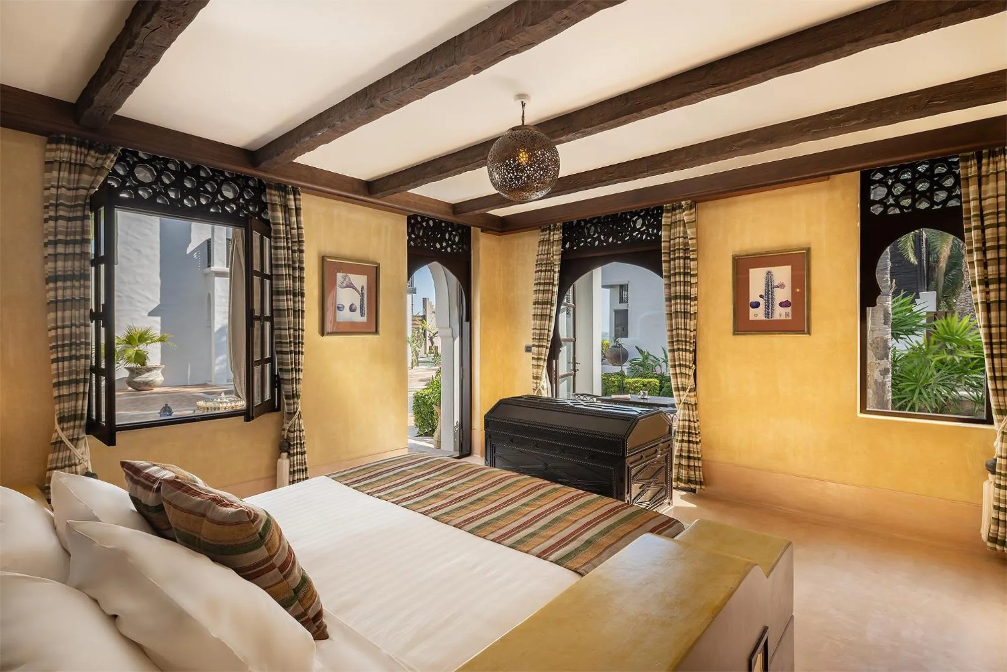 View (from property/room), Bed in Villa Maroc Resort