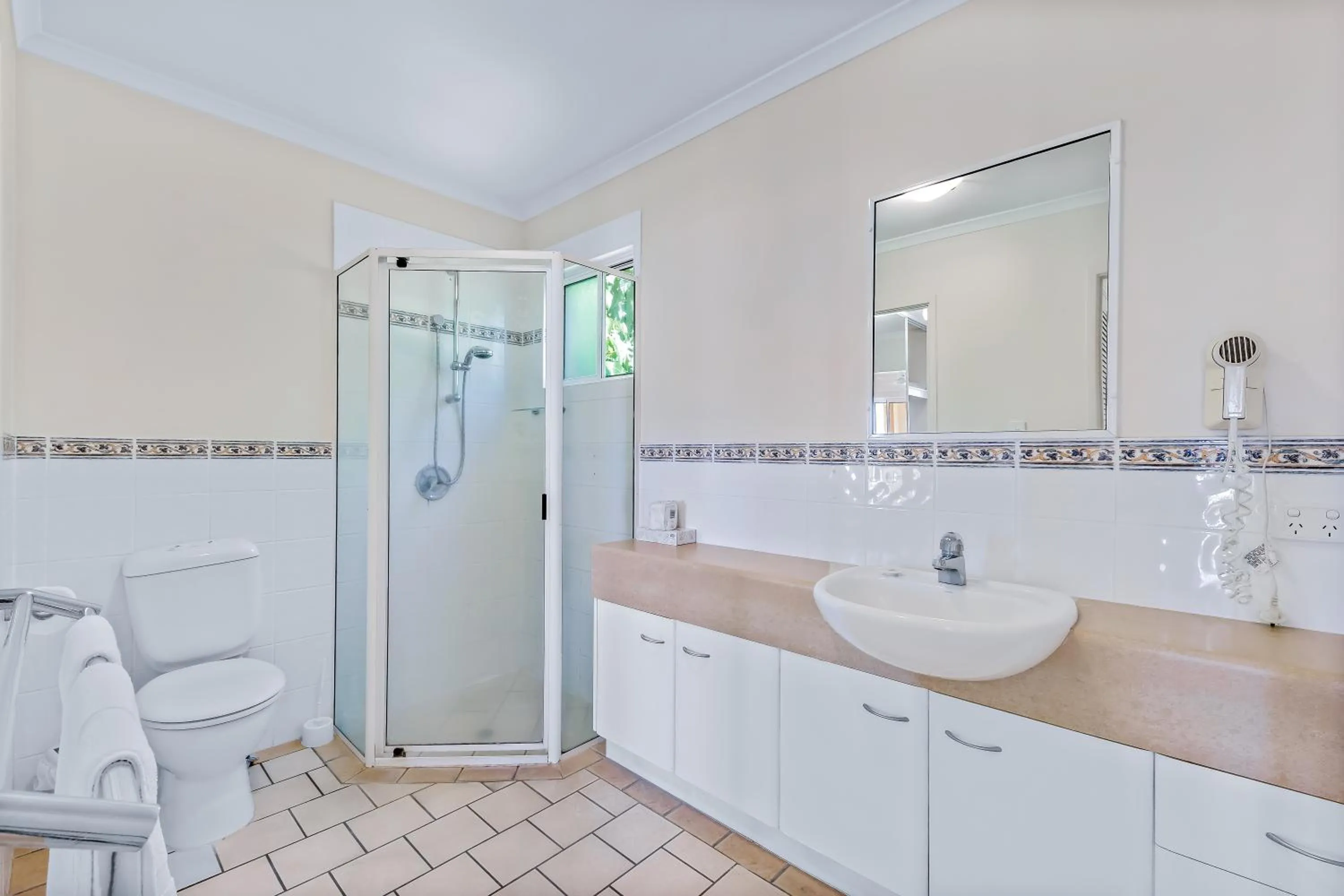 Bathroom in Shingley Beach Resort - Whitsundays