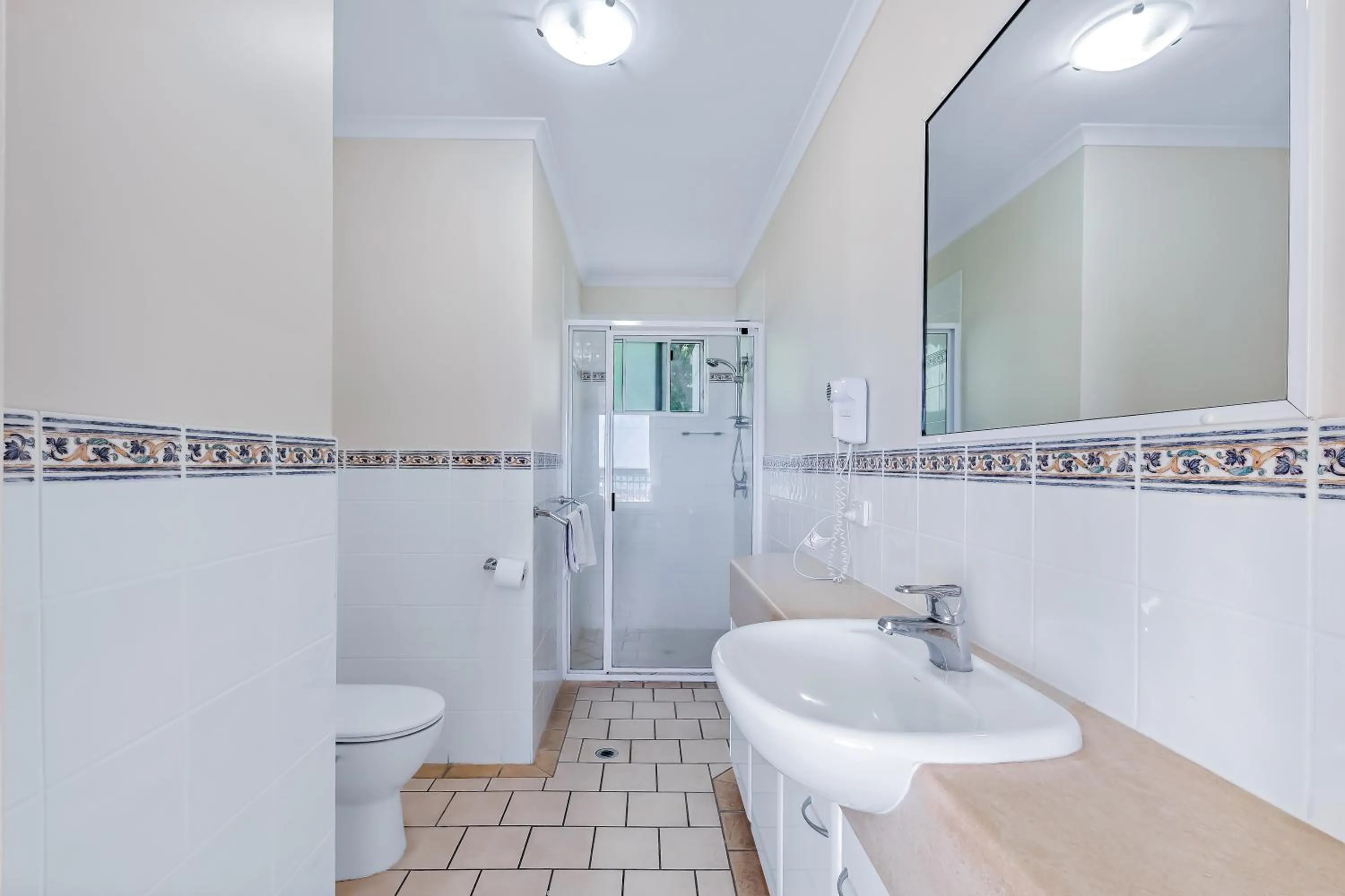 Shower in Shingley Beach Resort - Whitsundays