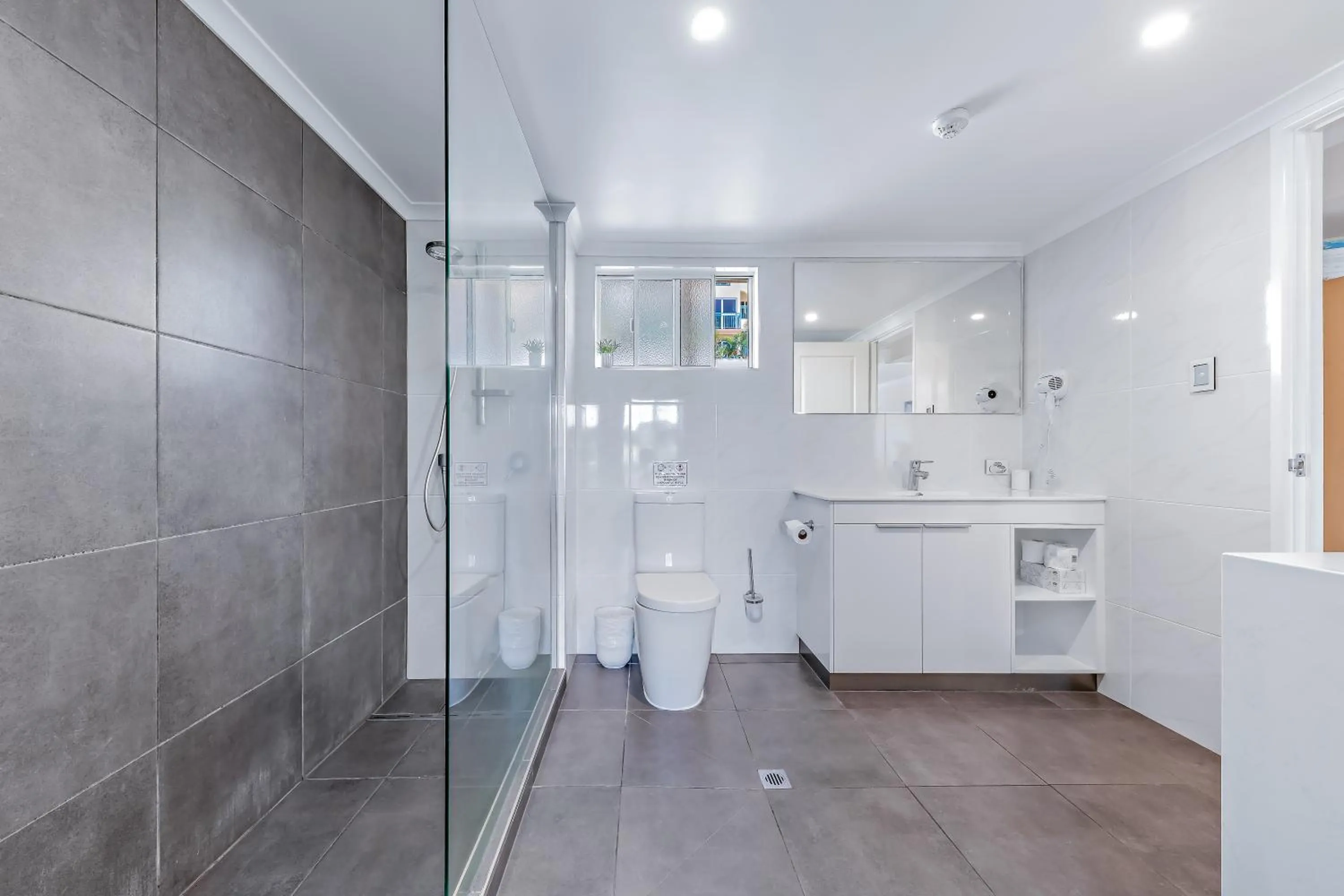 Shower in Shingley Beach Resort - Whitsundays