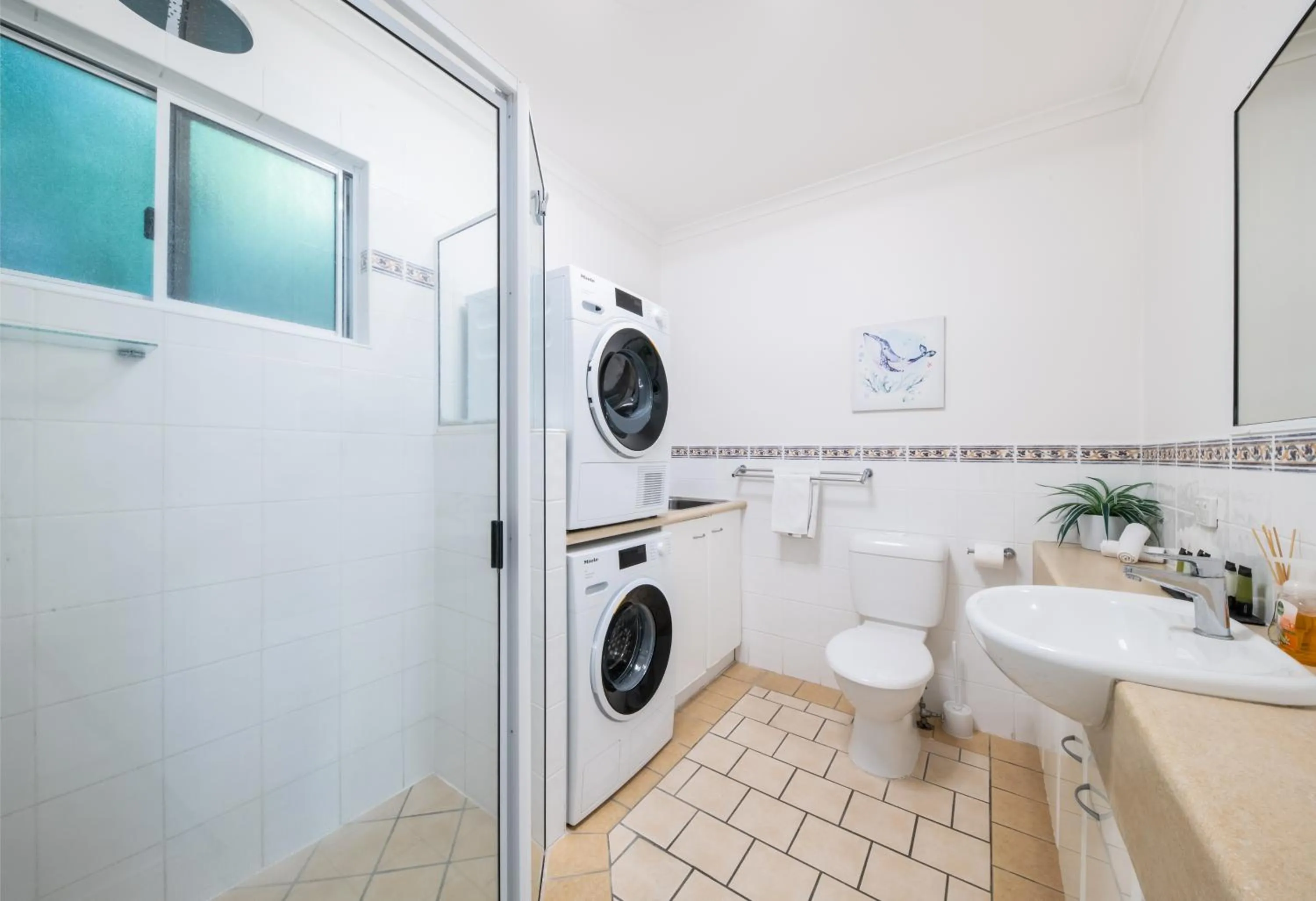 Shower in Shingley Beach Resort - Whitsundays