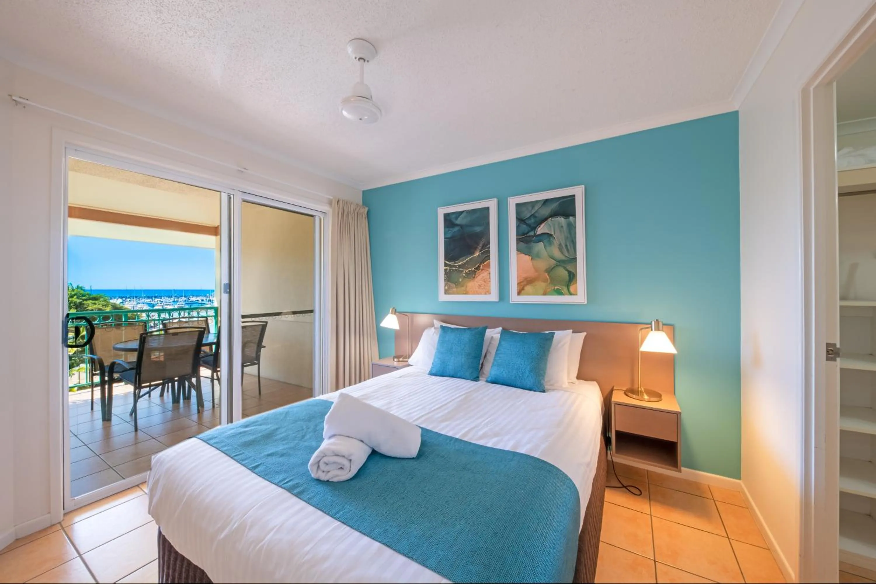 Bed in Shingley Beach Resort - Whitsundays
