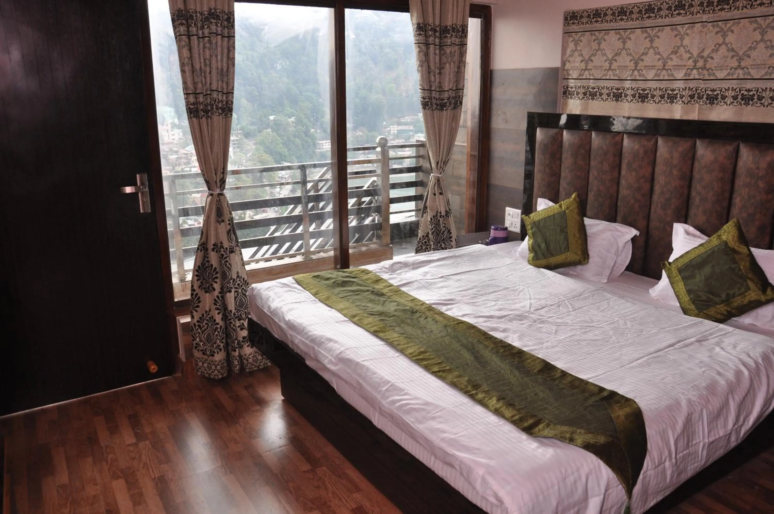 Bedroom, Bed in Ekam Lodge
