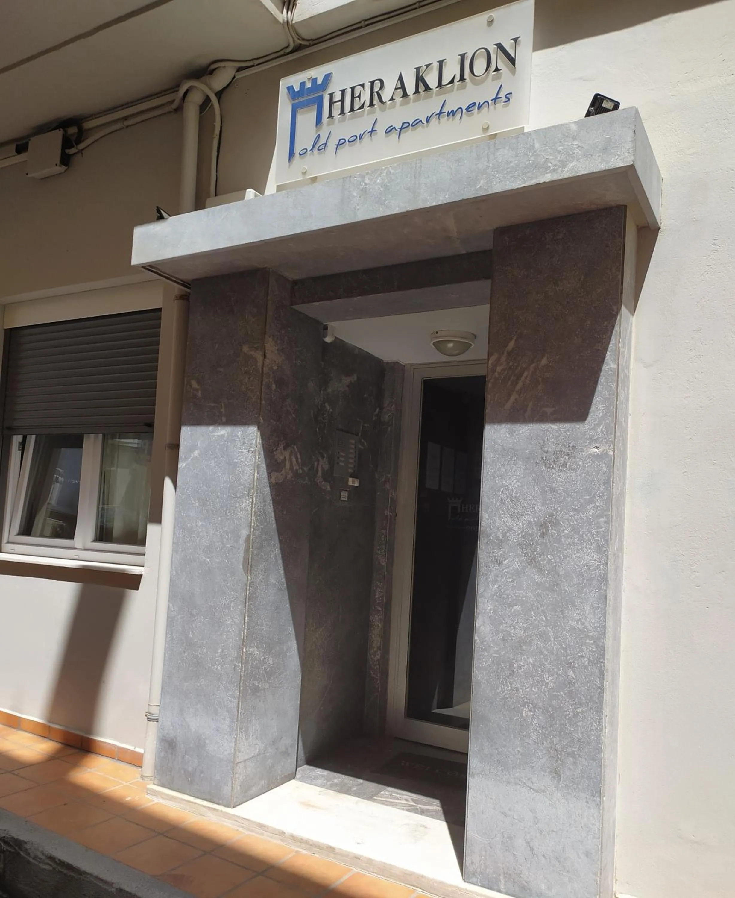 Facade/entrance in Heraklion Old Port Apartments