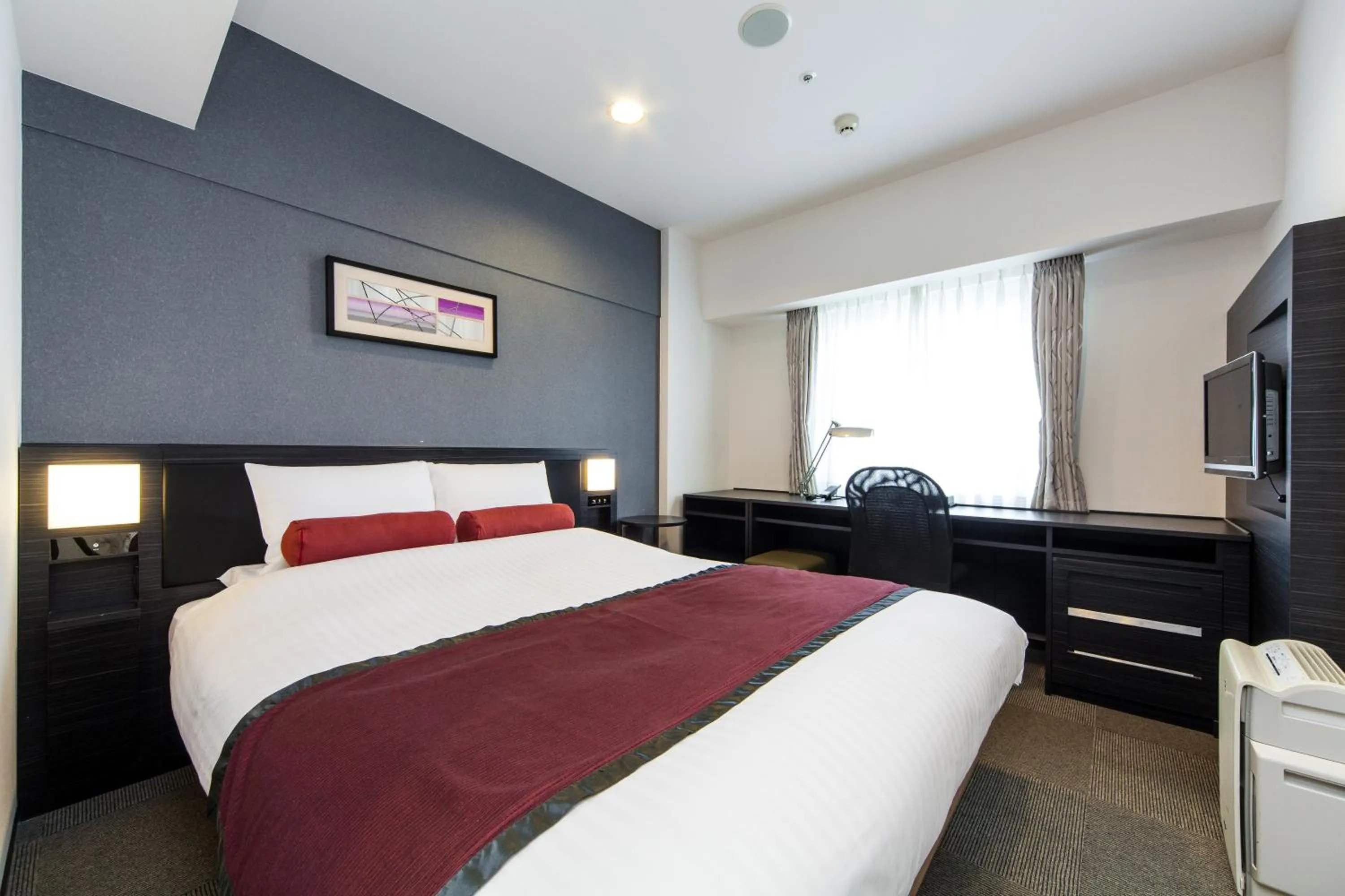 Spring, Bed in MYSTAYS Shin Urayasu Conference Center