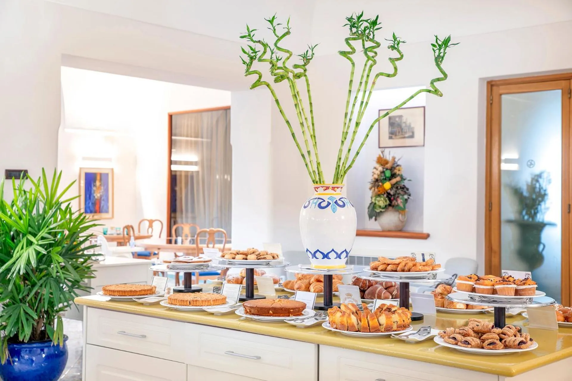 Restaurant/places to eat in La Reginella Resort & Spa