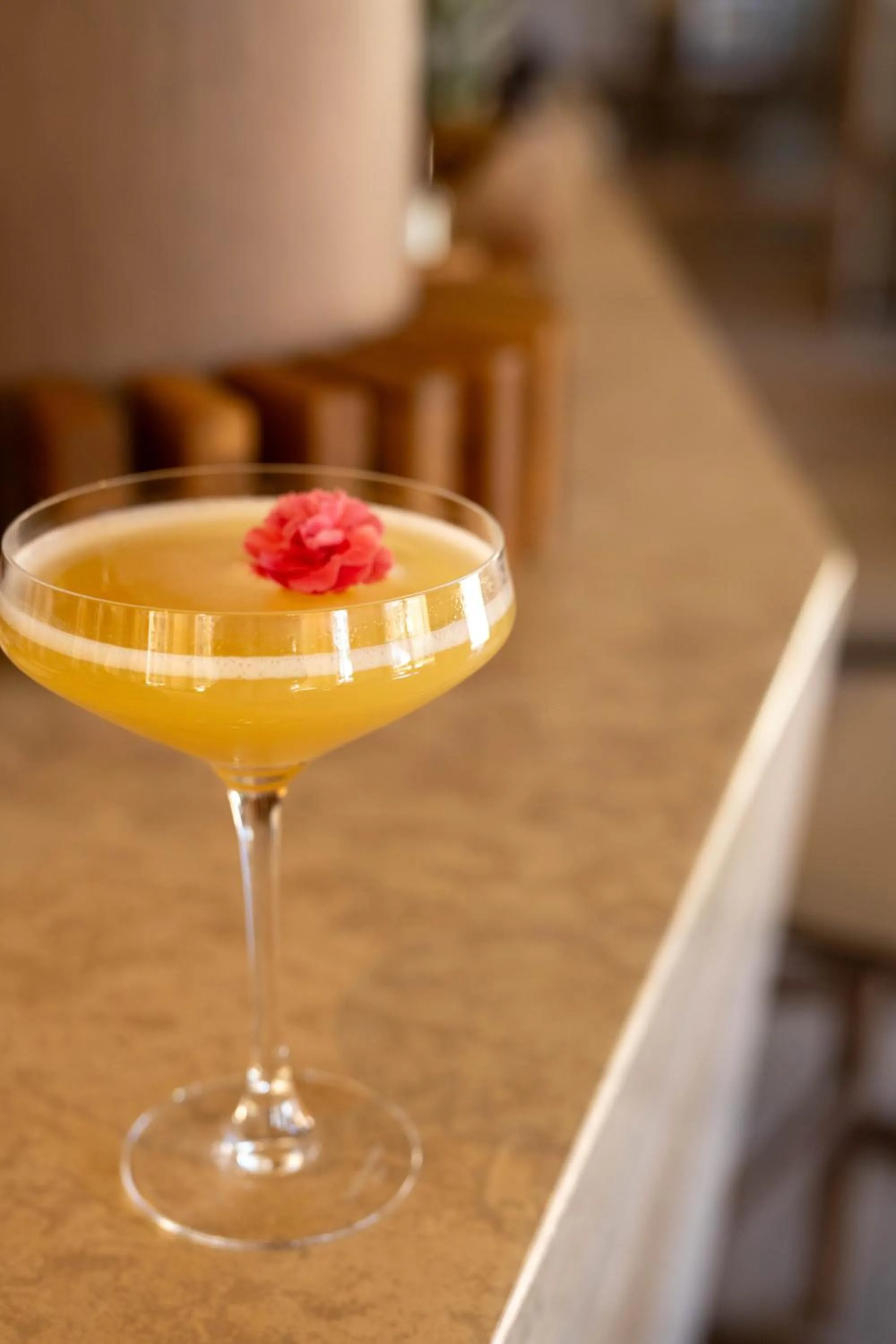 Lounge or bar in L'Hôtel & Spa du Castellet