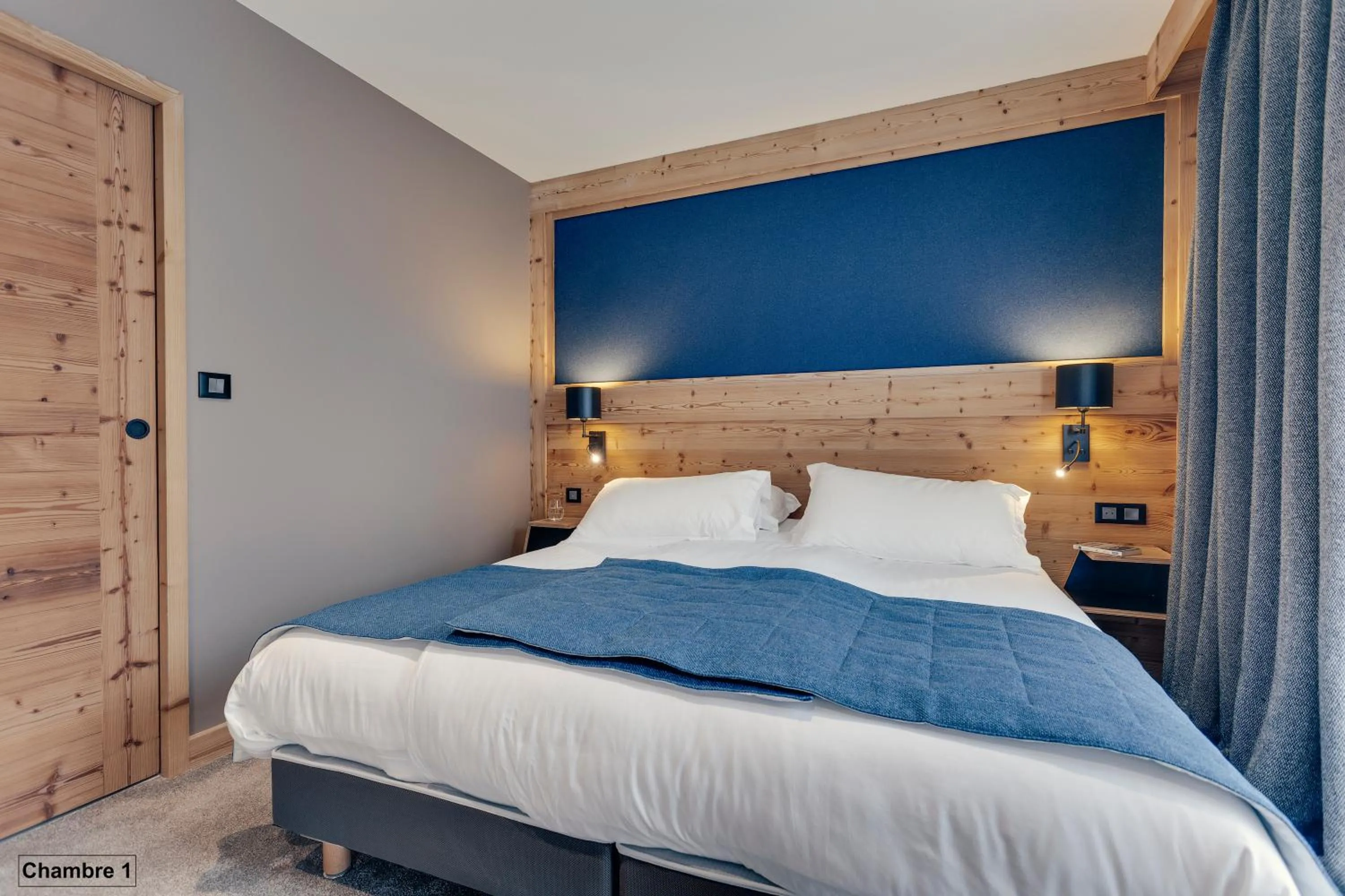 Bed in Hôtel Avancher