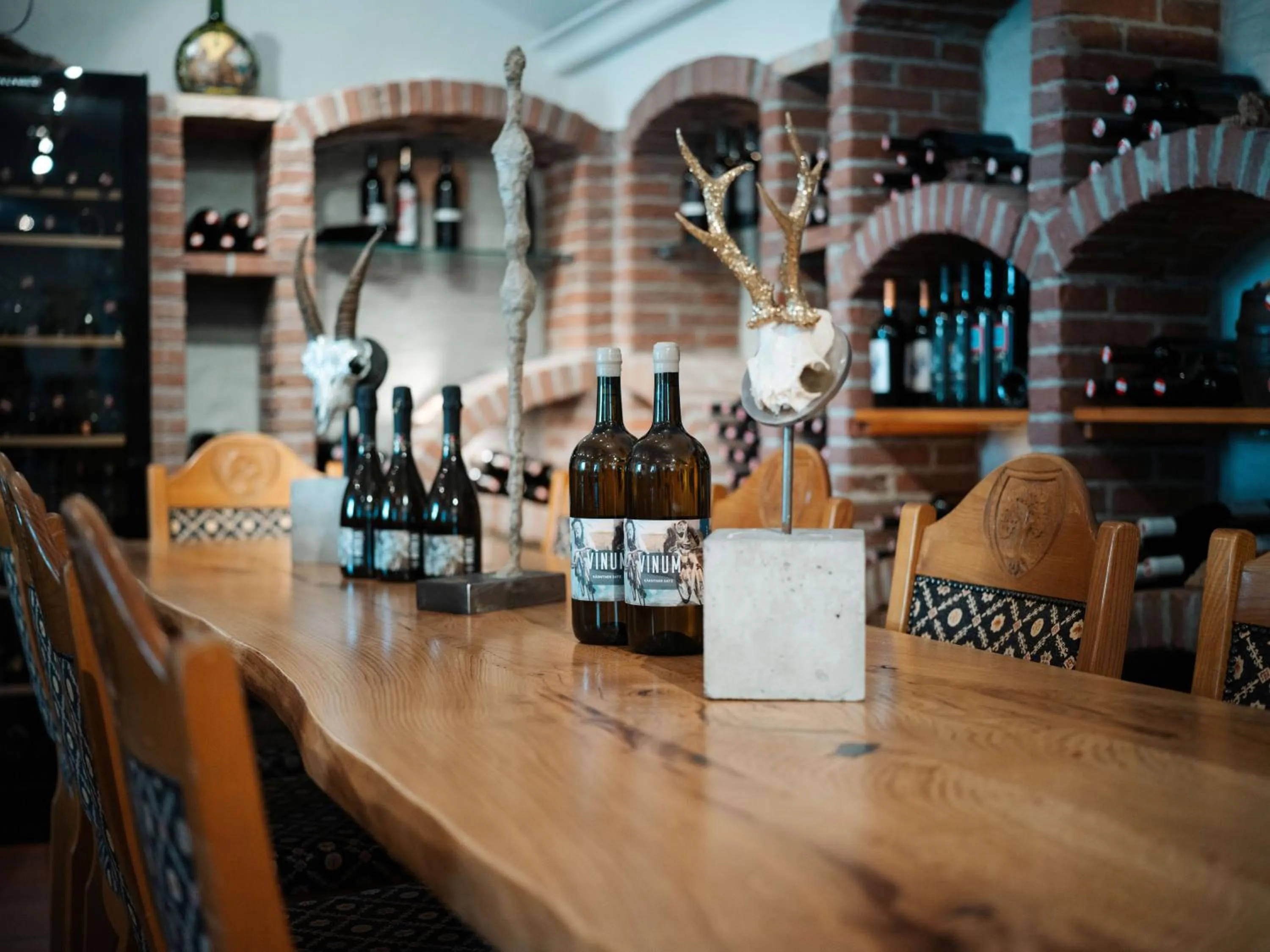 Restaurant/places to eat in Landhotel Lindenhof