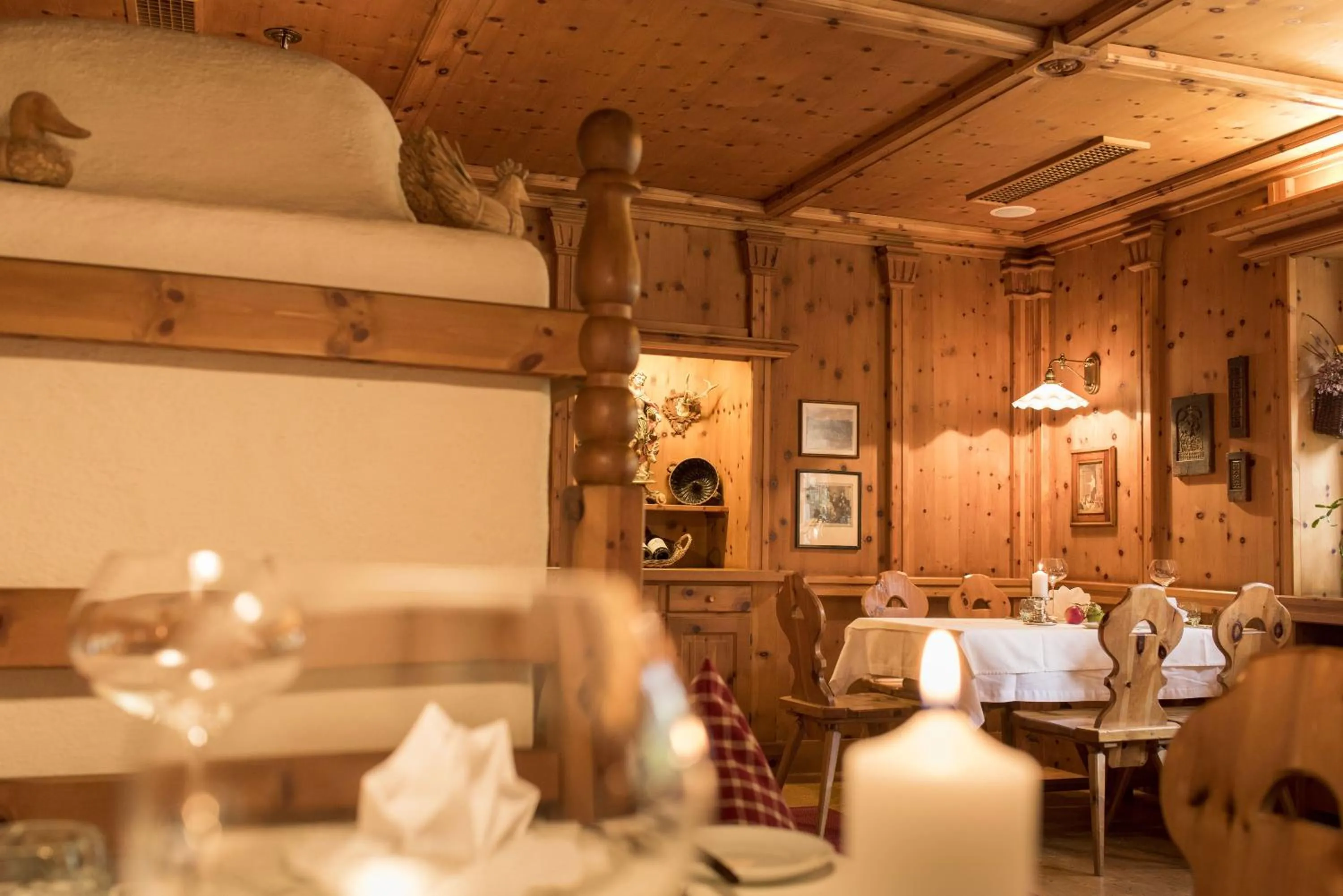 Restaurant/places to eat in Landhotel Lindenhof