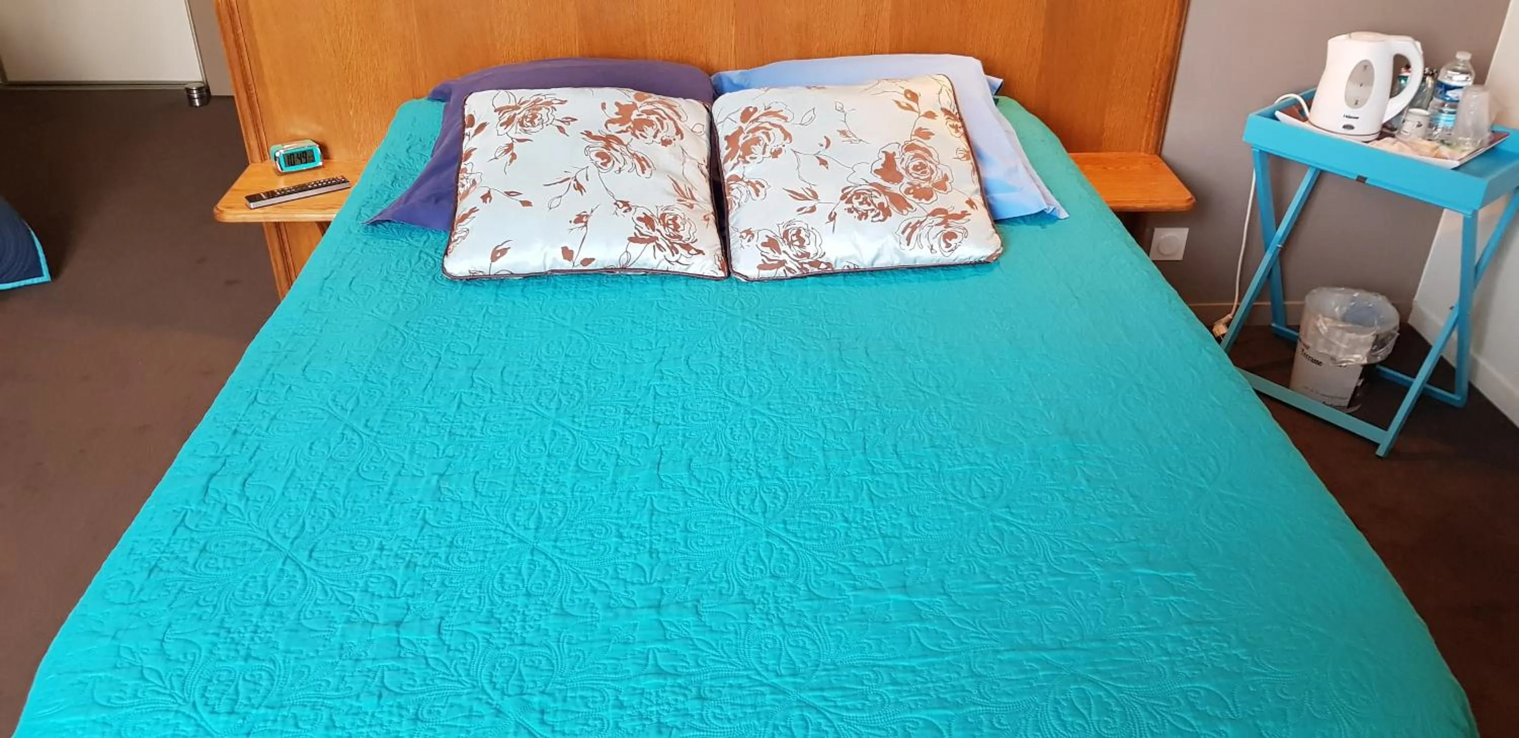 Photo of the whole room, Bed in Au Bosquet Fleuri