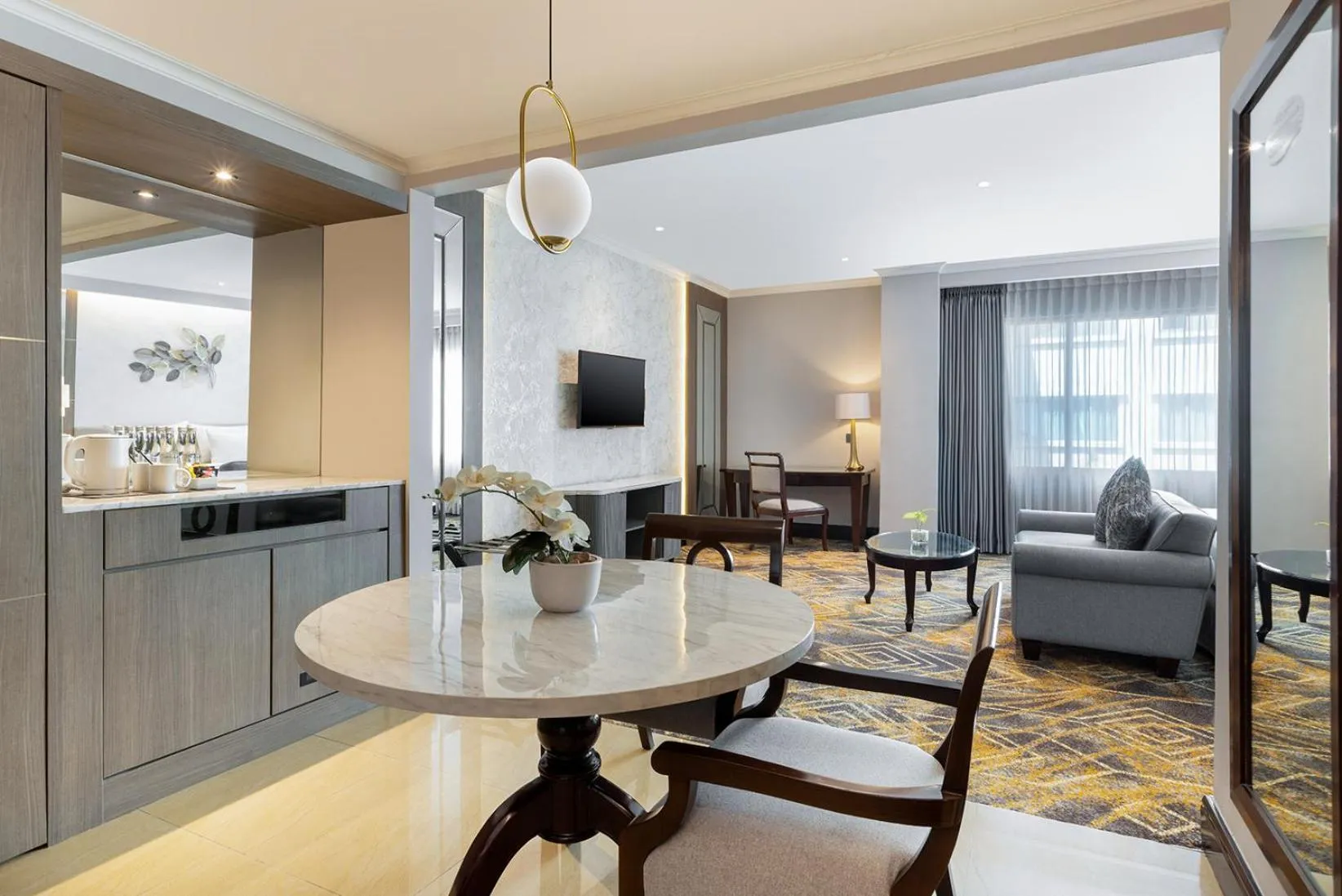 Aston Tropicana Hotel Bandung