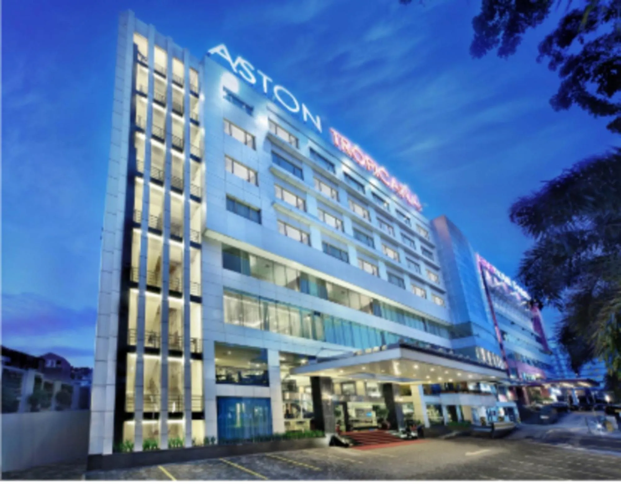 Property building in Aston Tropicana Hotel Bandung