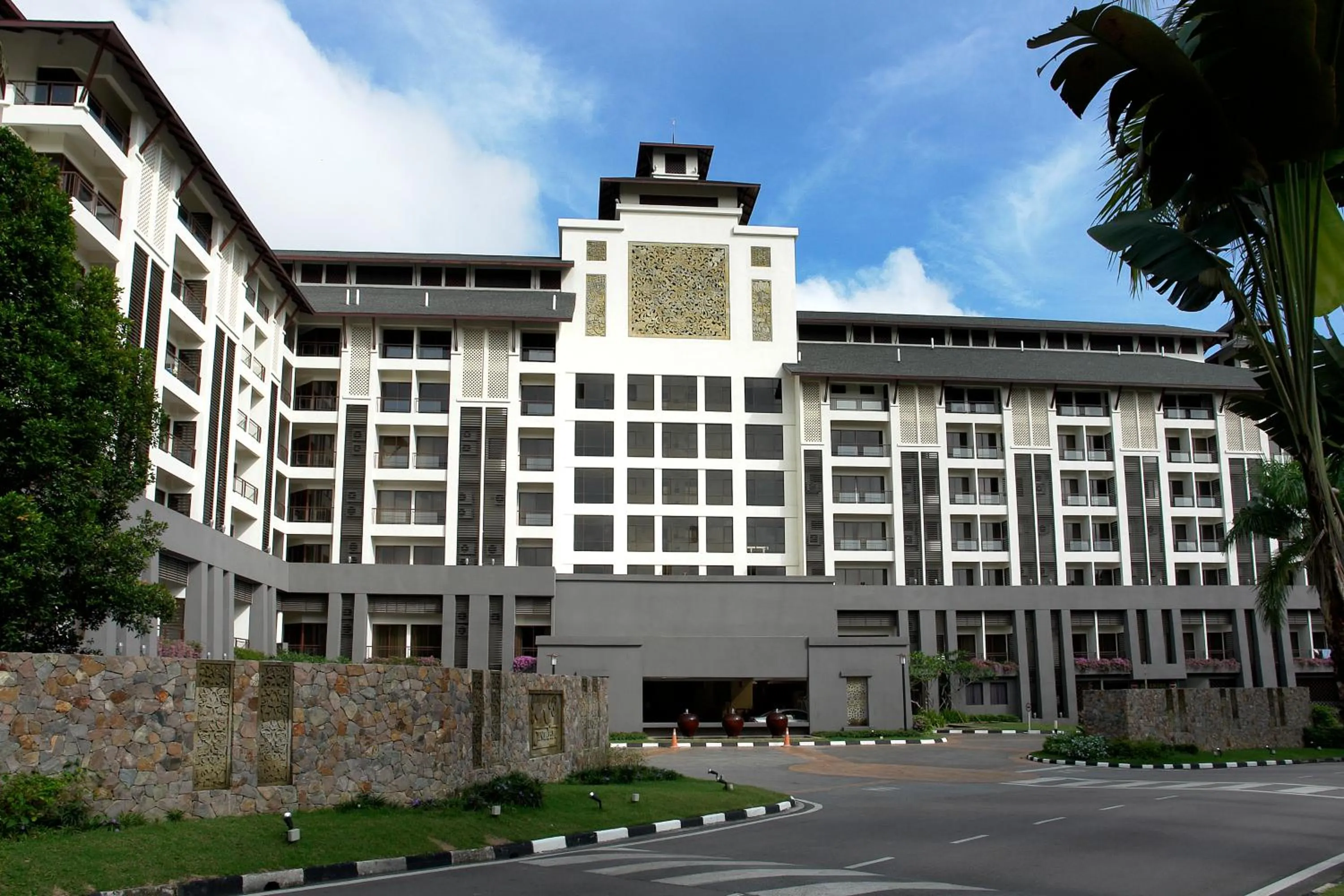 Property building in Pulai Springs Resort Official