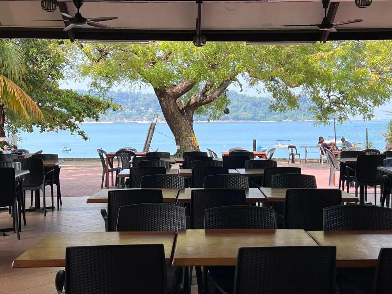 Restaurant/places to eat in Pangkor Sandy Beach Resort