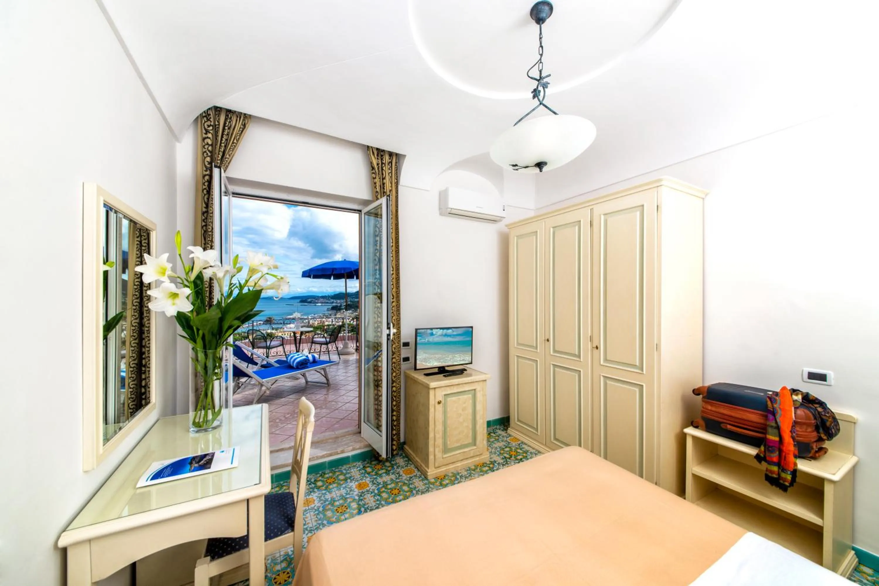 Photo of the whole room, Bed in Hotel San Lorenzo Thermal Spa