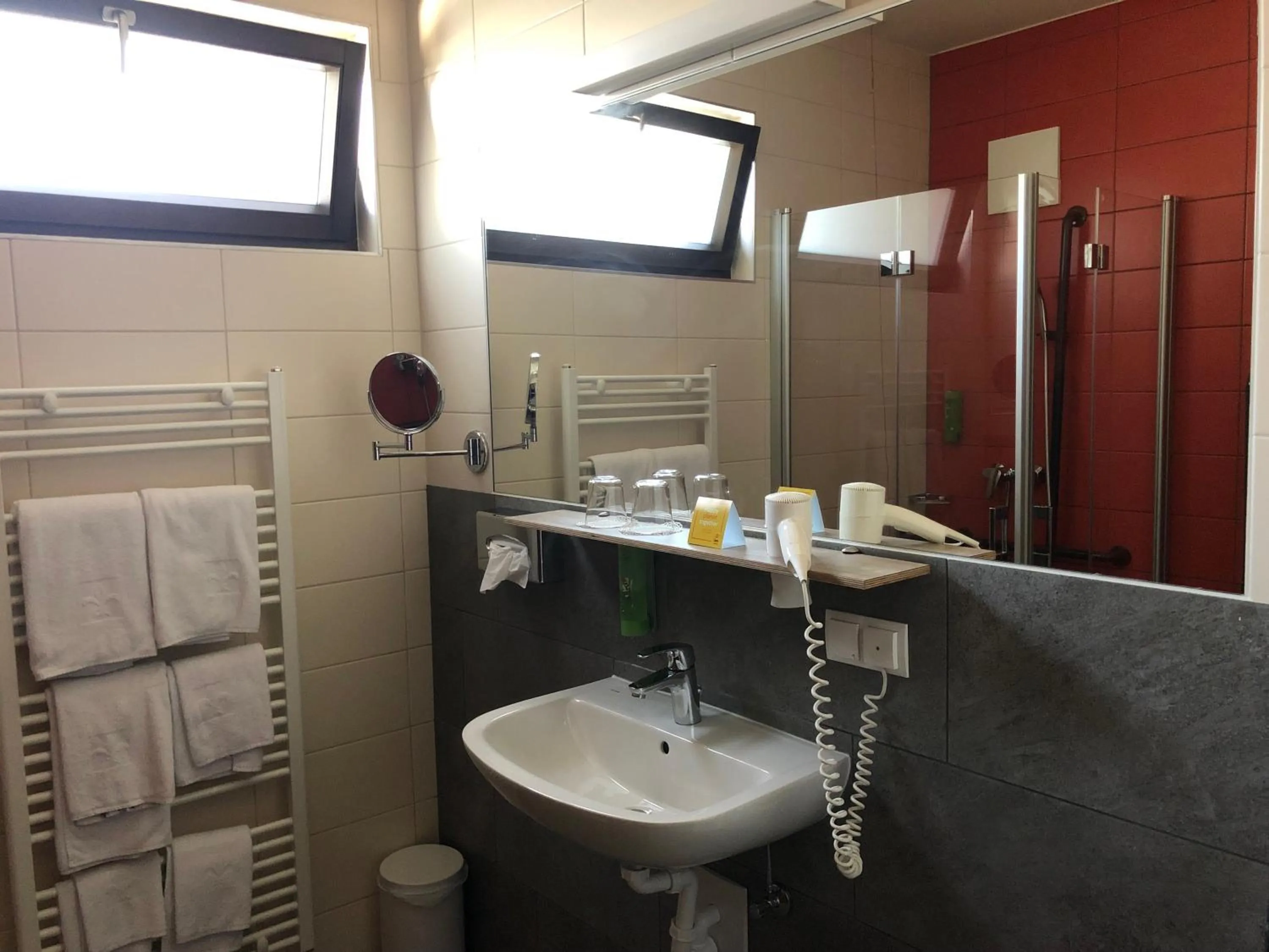 Bathroom in JUFA Hotel Graz Süd - Self Check-in