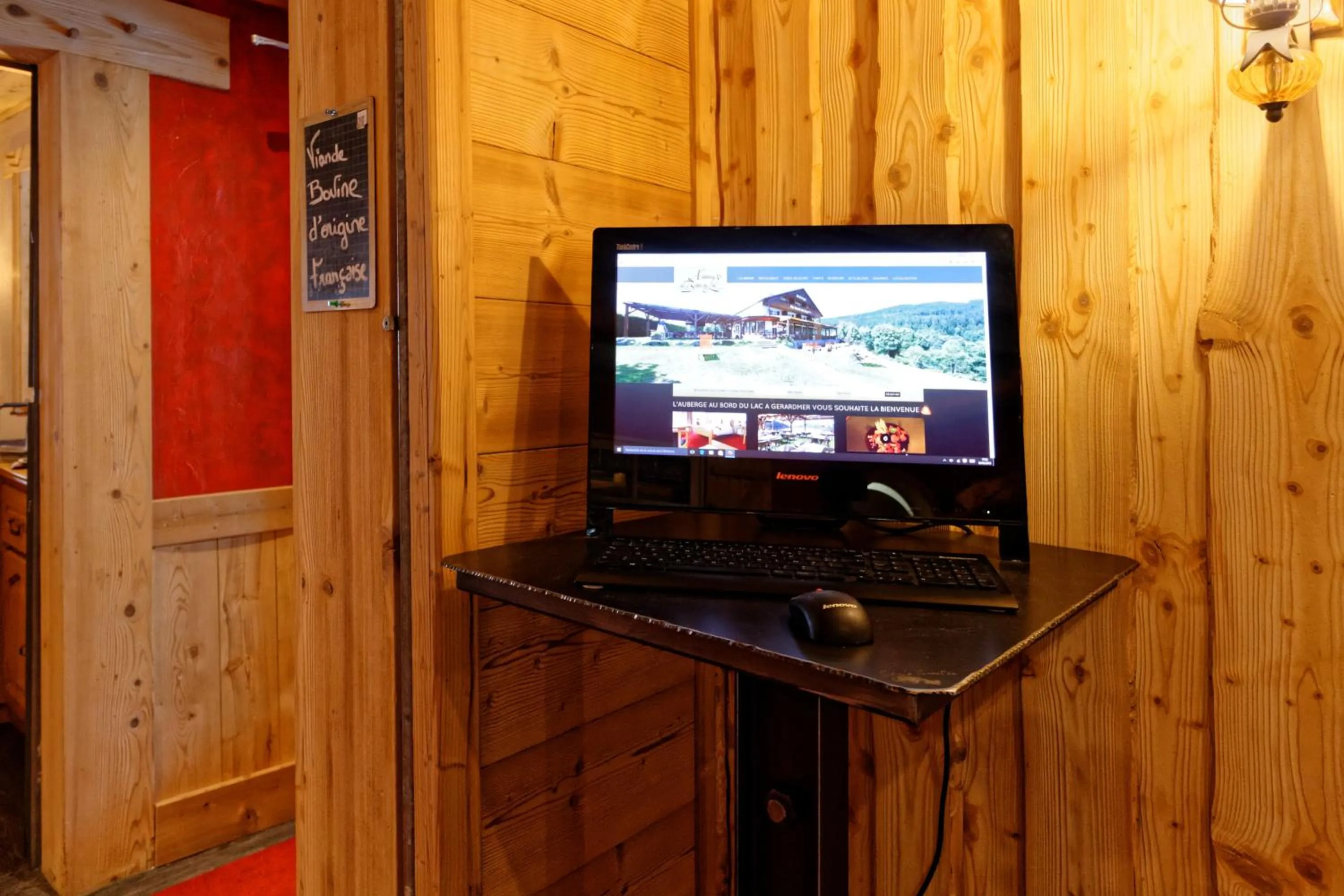 Area and facilities in L'Auberge au Bord du Lac