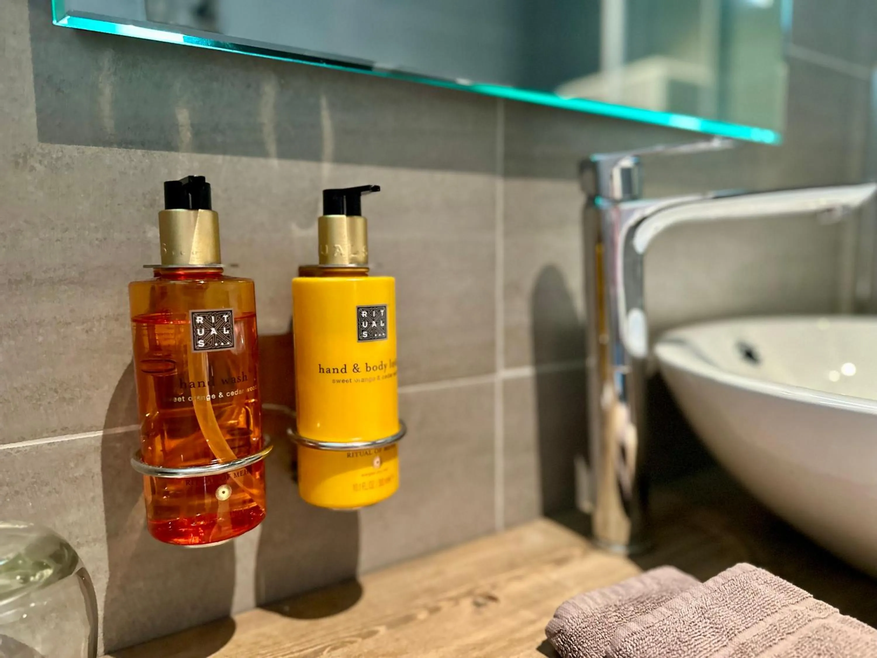 Bathroom in Bjørnfjell Mountain Lodge