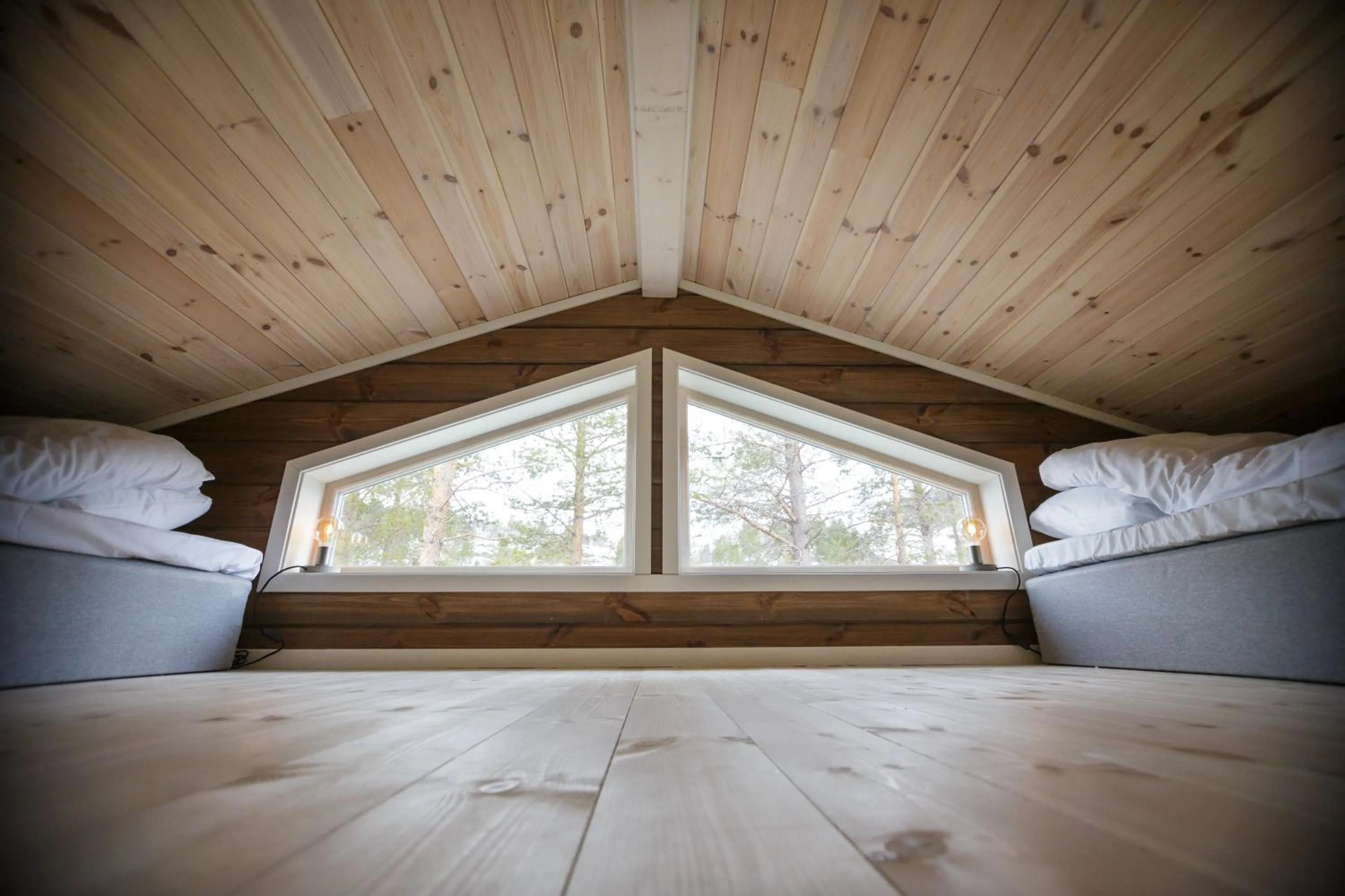 Bed in Bjørnfjell Mountain Lodge