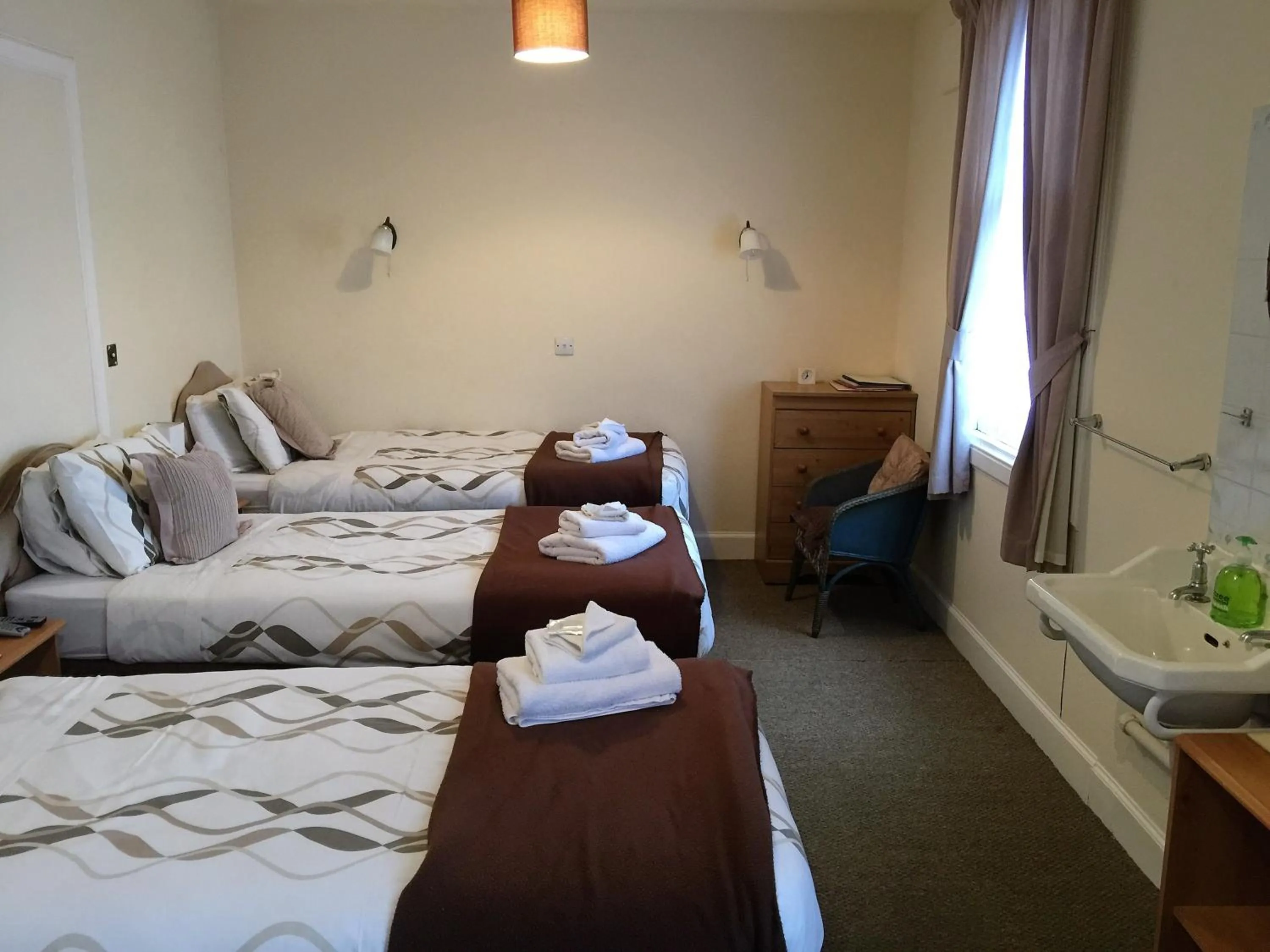 Bed in Belgrave Arms Hotel