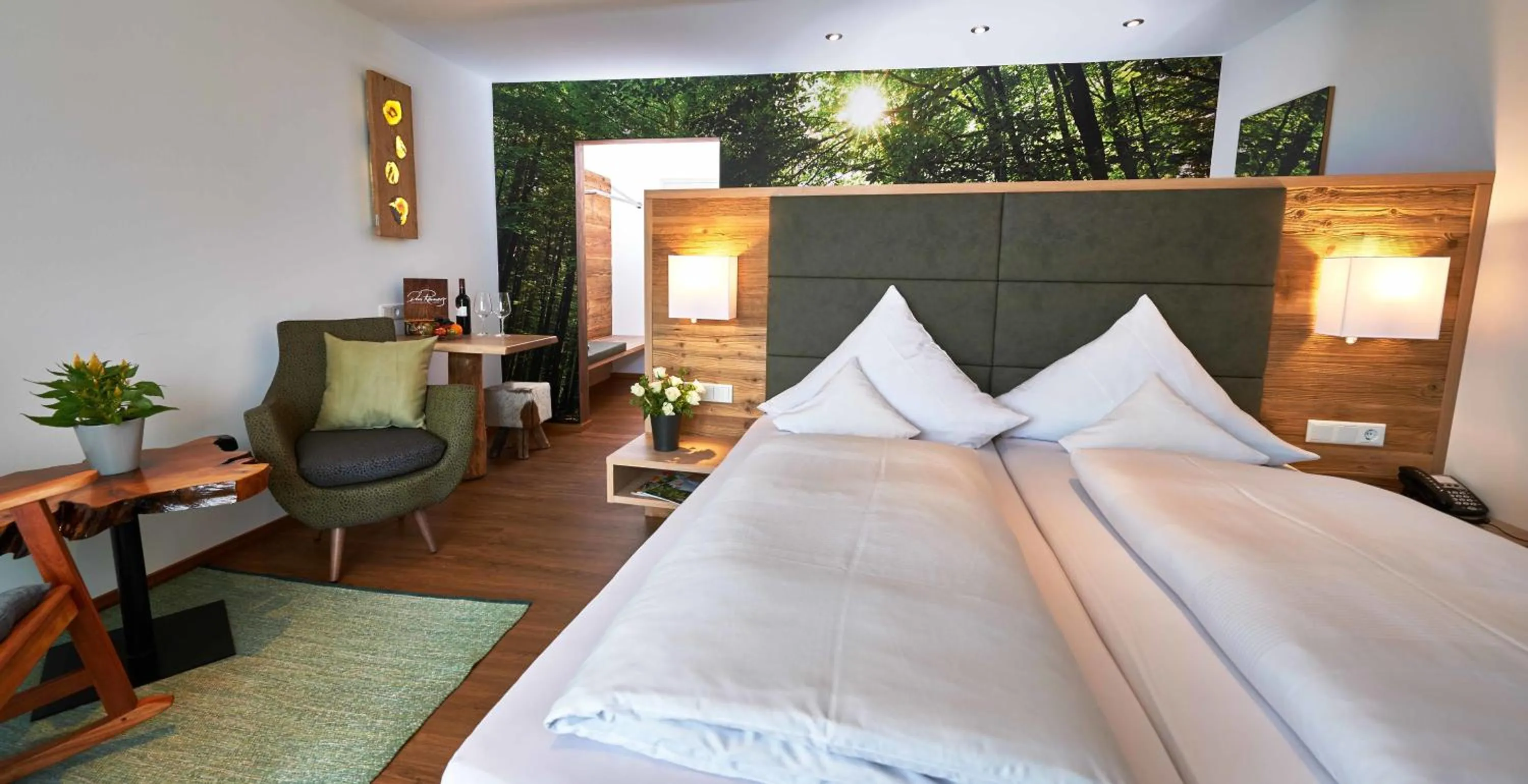 Photo of the whole room in Das Reiners