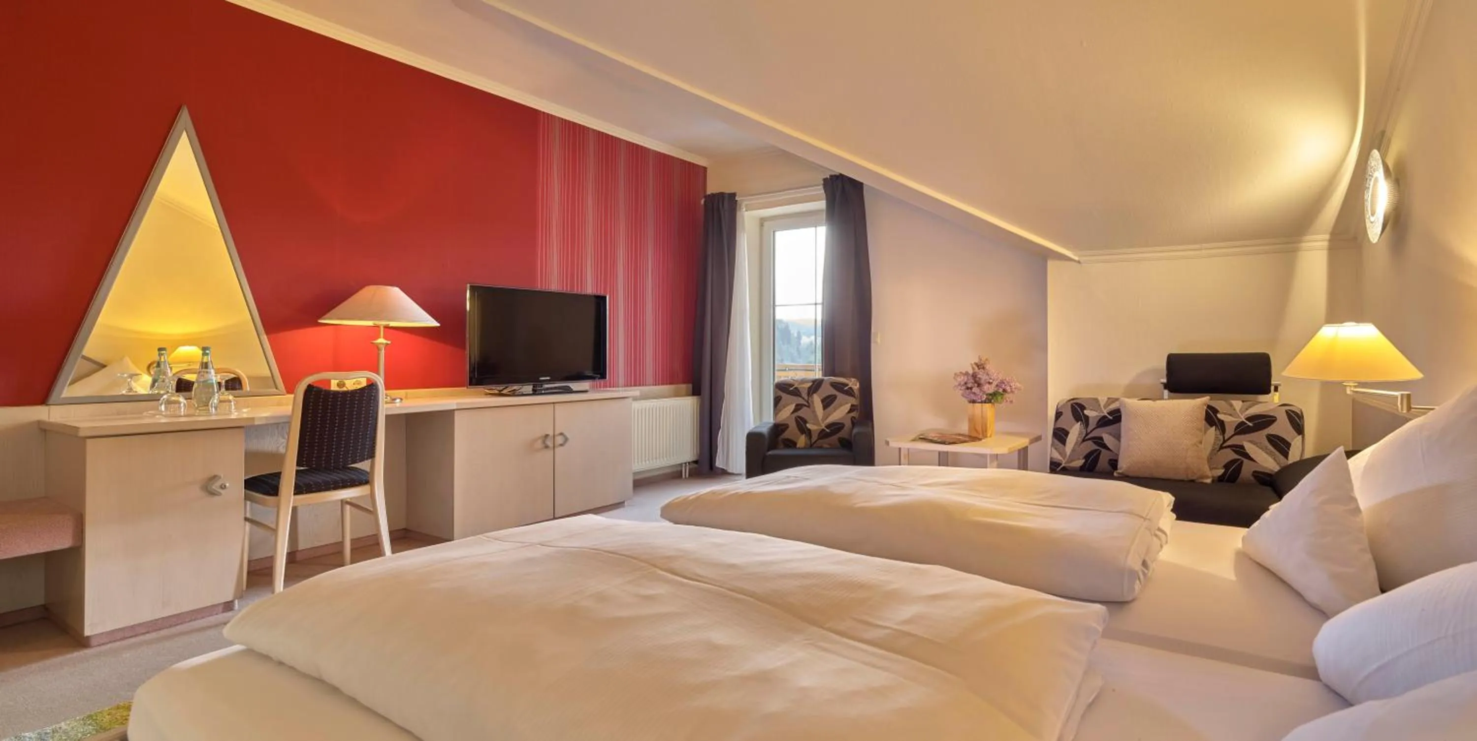 Photo of the whole room in Das Reiners