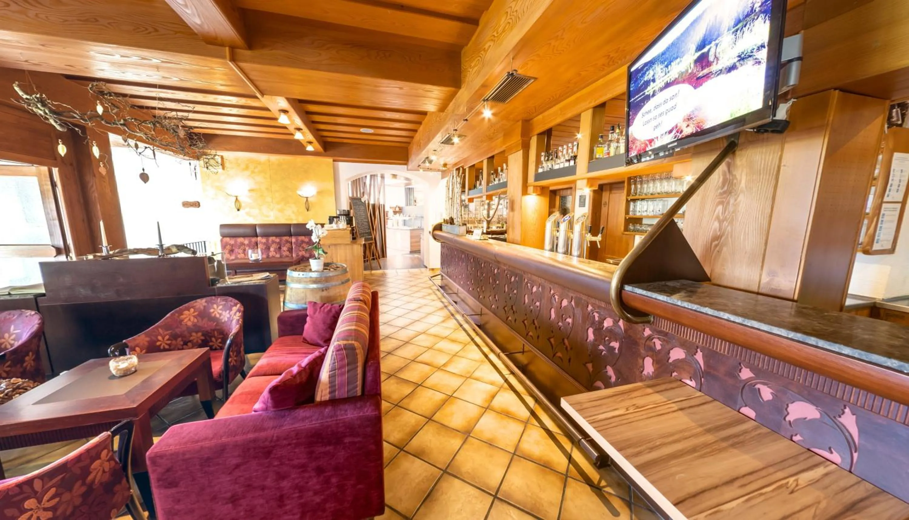 Communal lounge/ TV room in Das Reiners