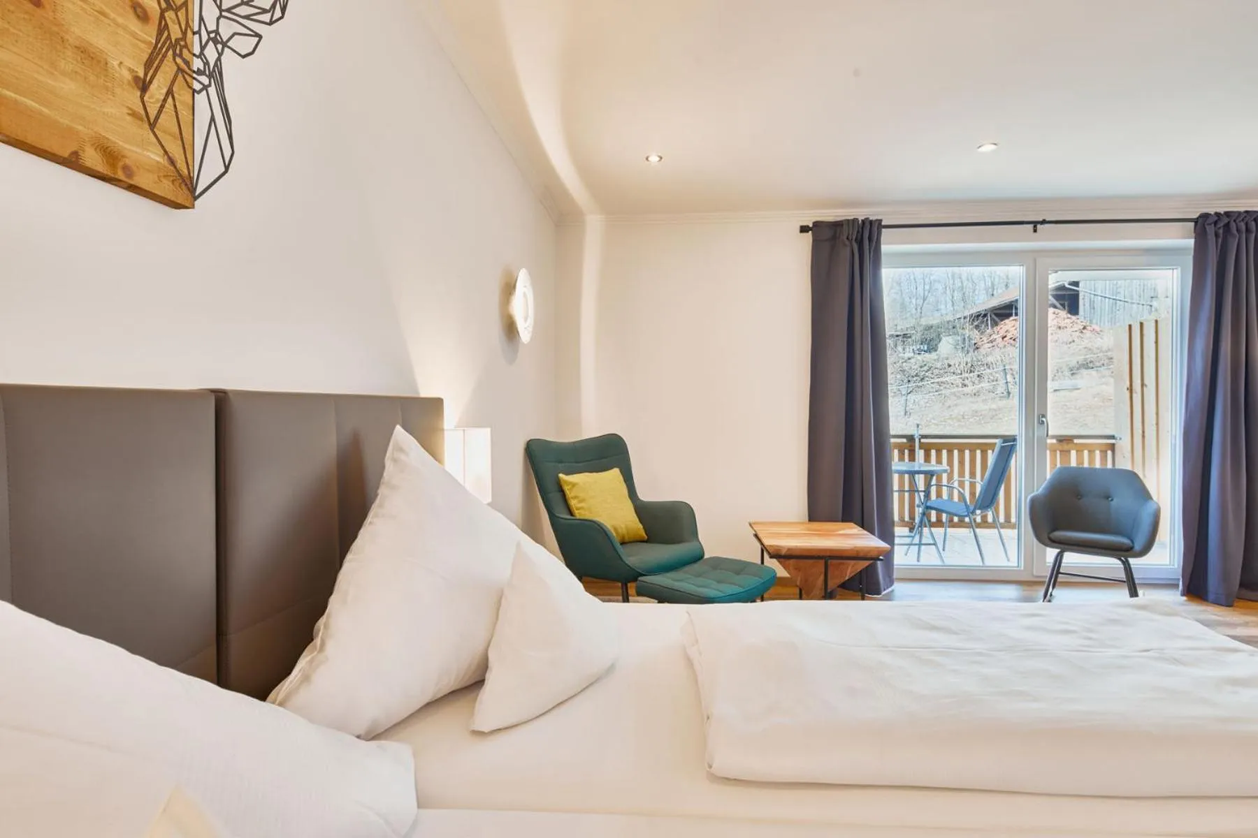 Photo of the whole room in Das Reiners