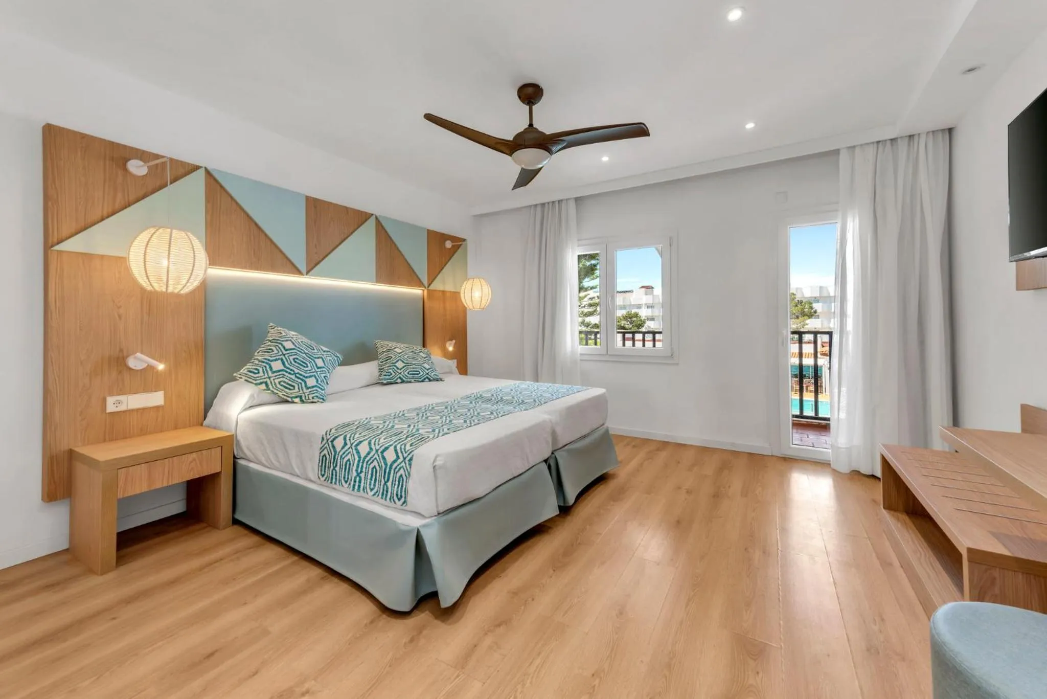 Bed in Hotel Palia Dolce Farniente 3 Sup