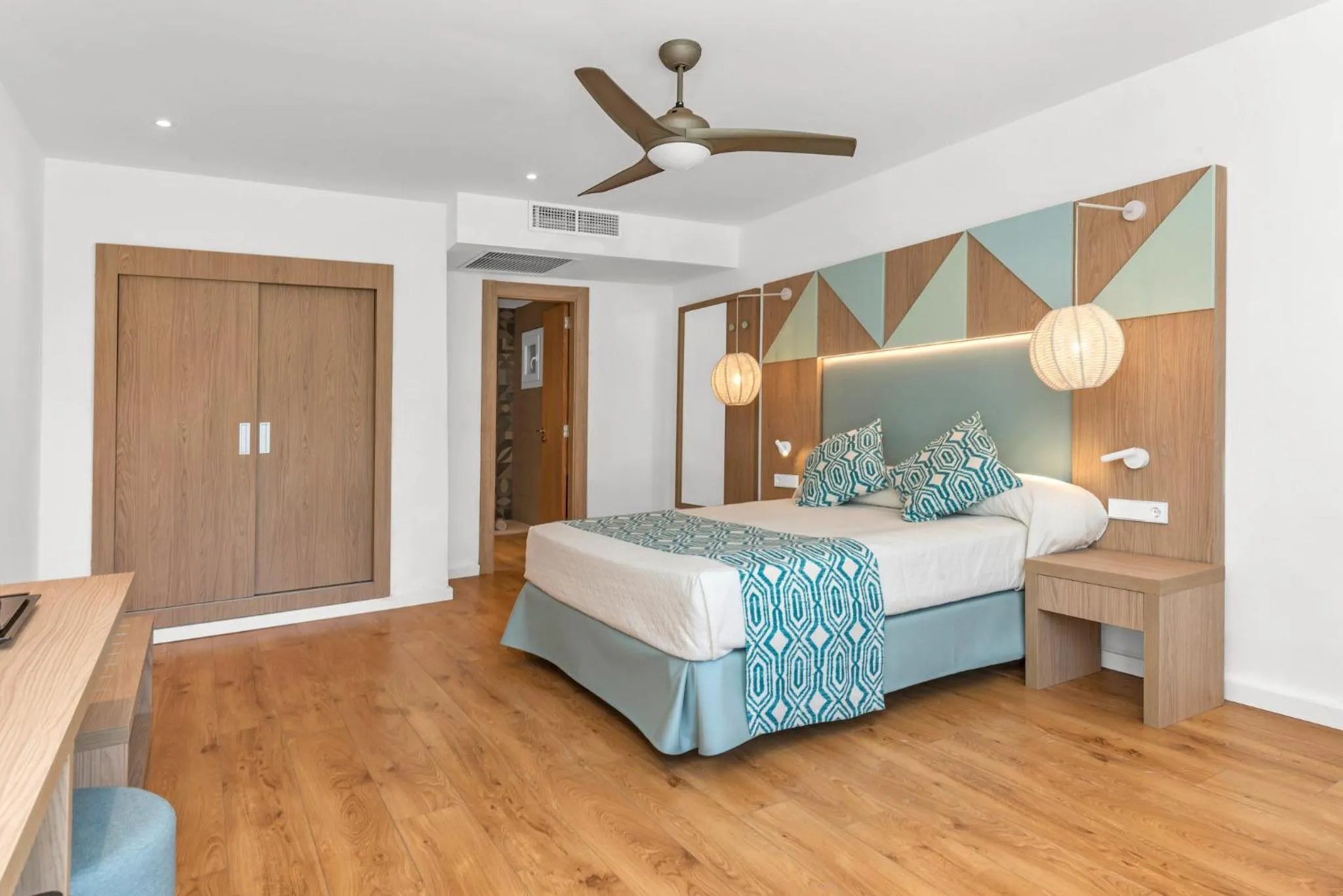 Bed in Hotel Palia Dolce Farniente 3 Sup