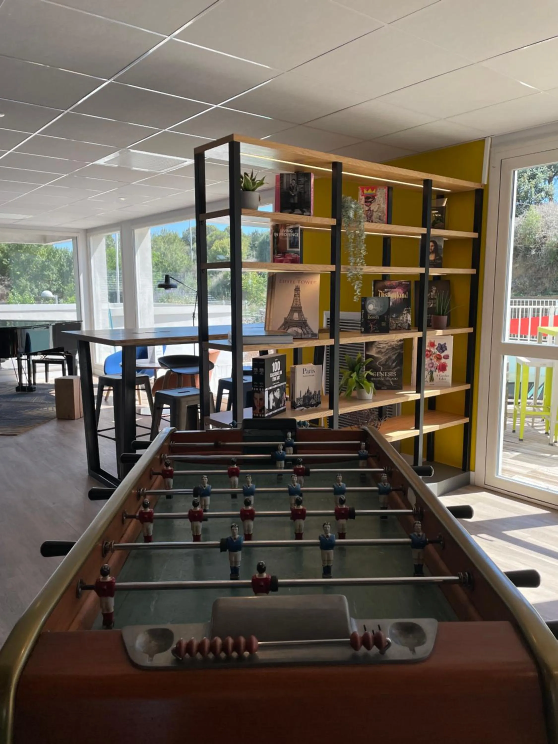 Game Room in Campanile Montpellier Ouest - Croix D'Argent