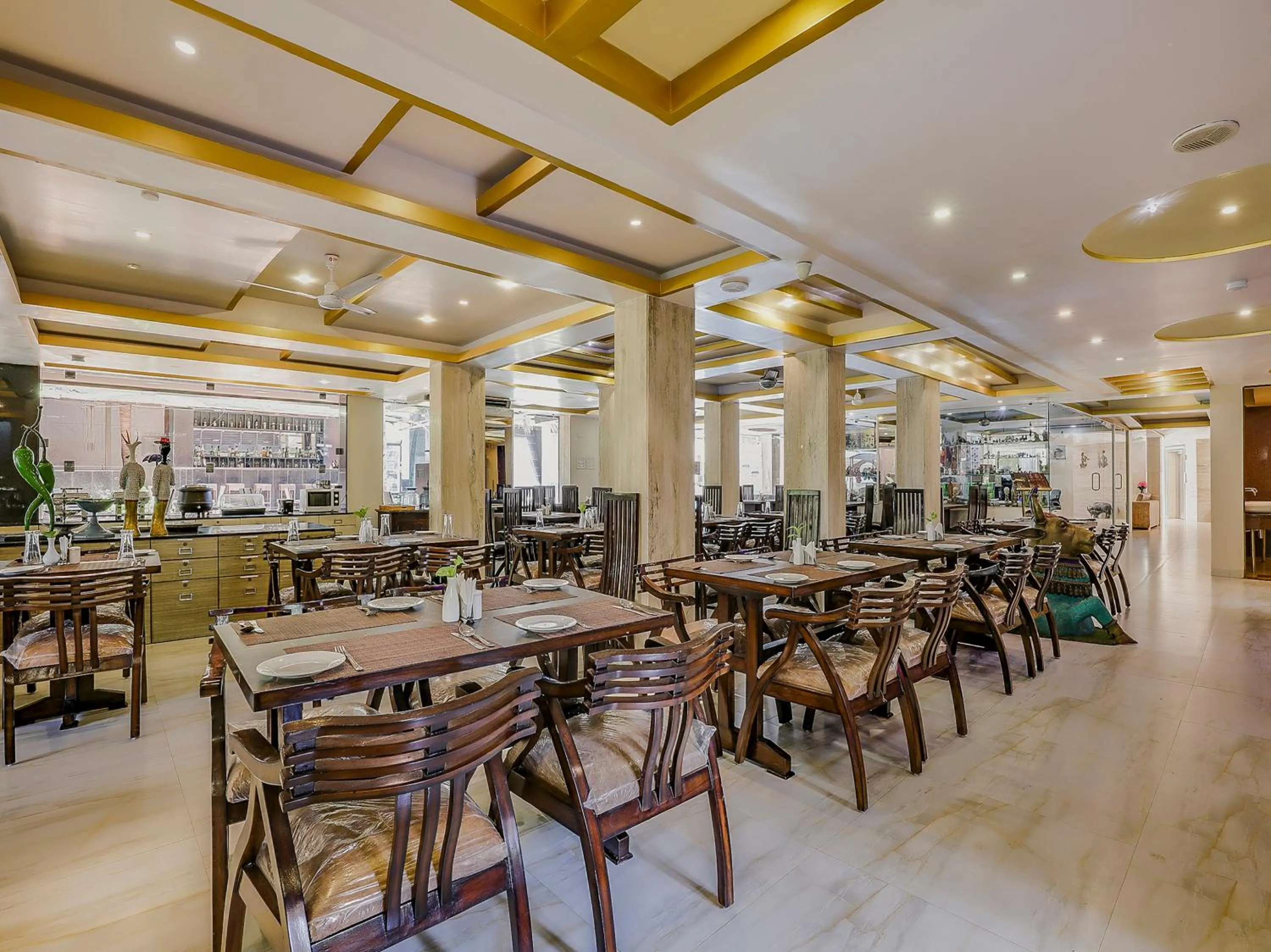 Restaurant/places to eat in Grandeur De Sanchi- Luxury Beach Resort & Spa