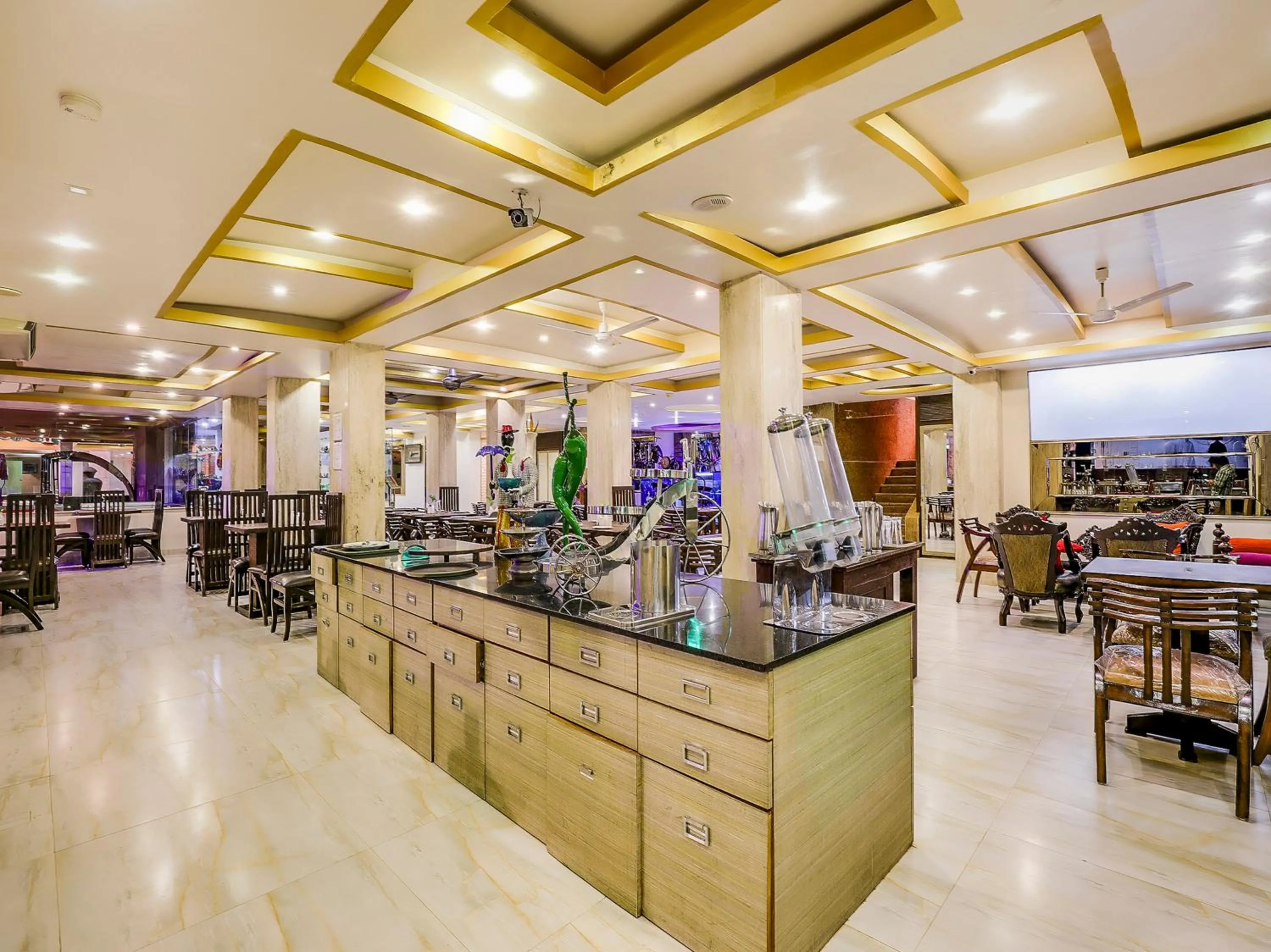 Restaurant/places to eat in Grandeur De Sanchi- Luxury Beach Resort & Spa