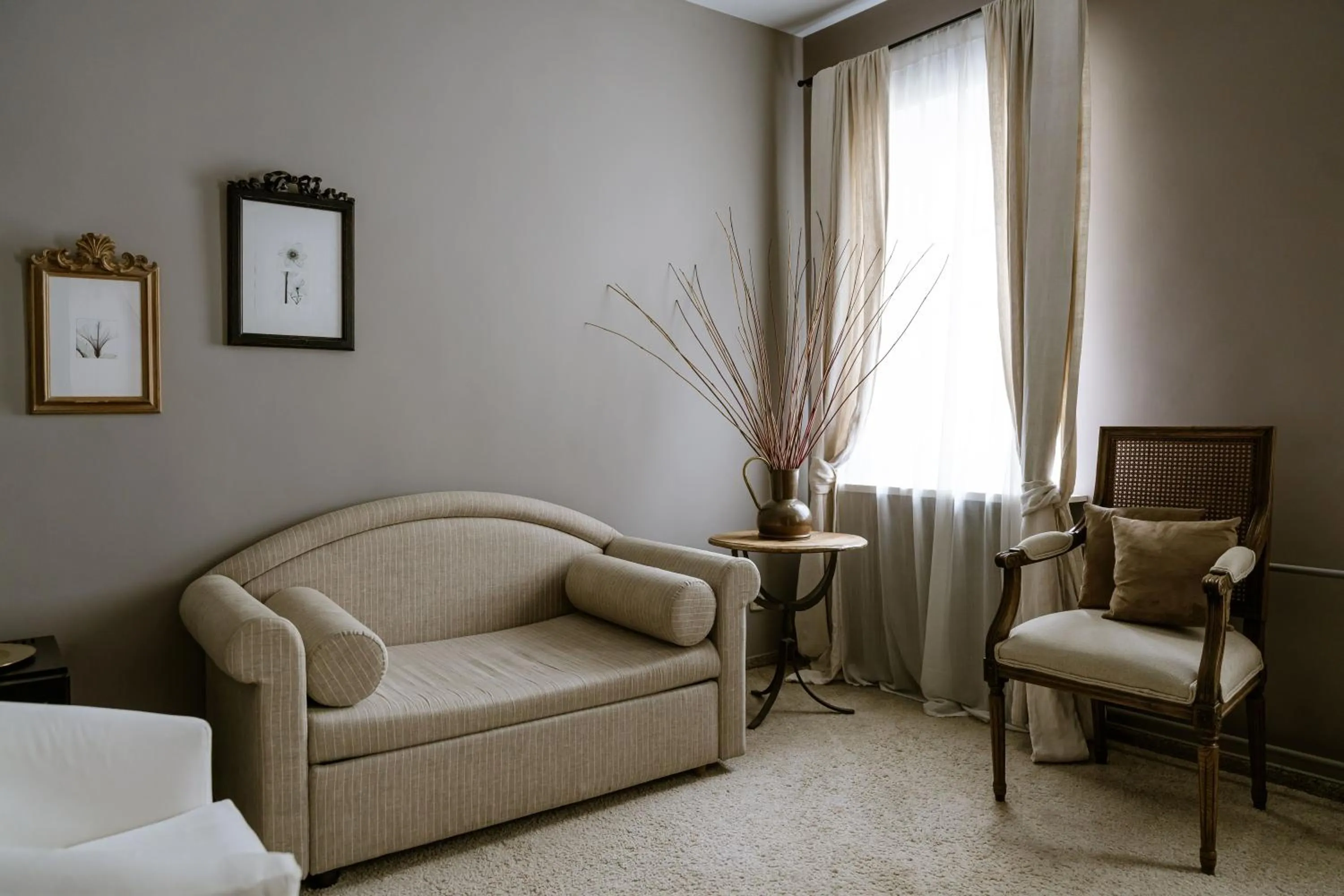 Living room in Vozdvyzhensky Boutique Hotel