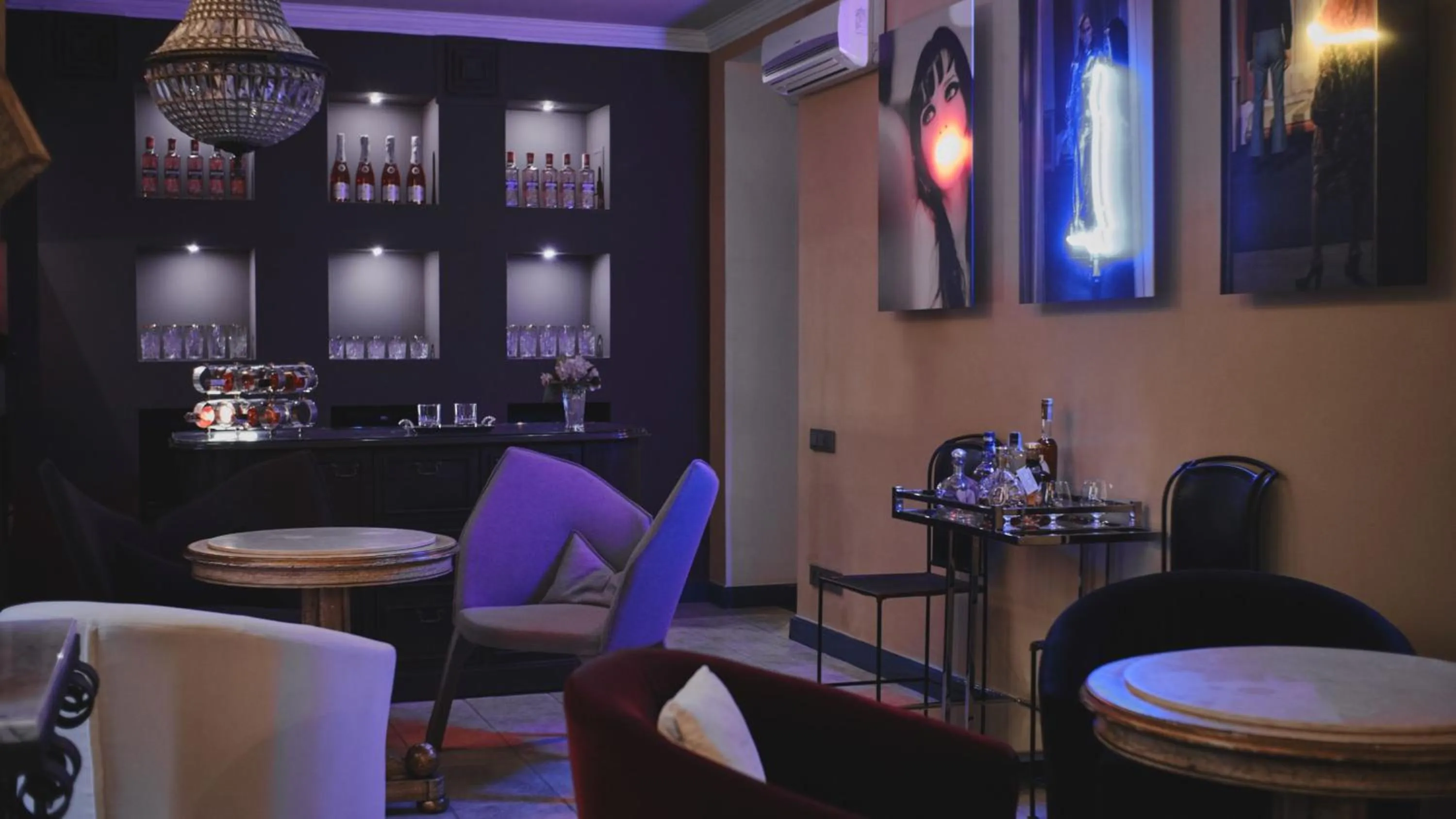 Lounge or bar in Vozdvyzhensky Boutique Hotel