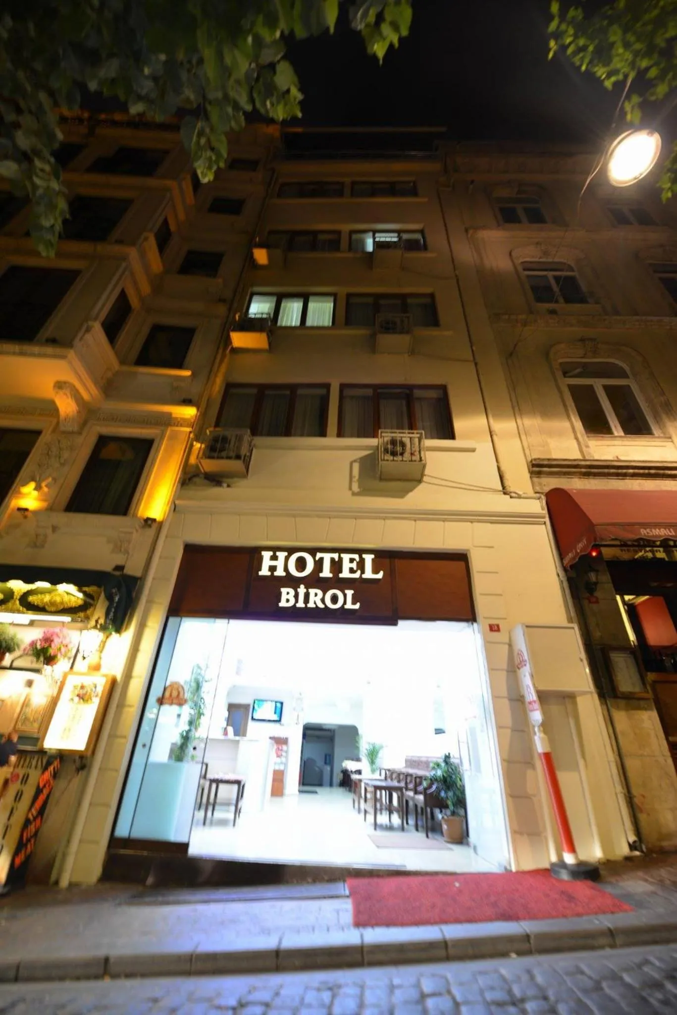Facade/entrance in Birol Hotel