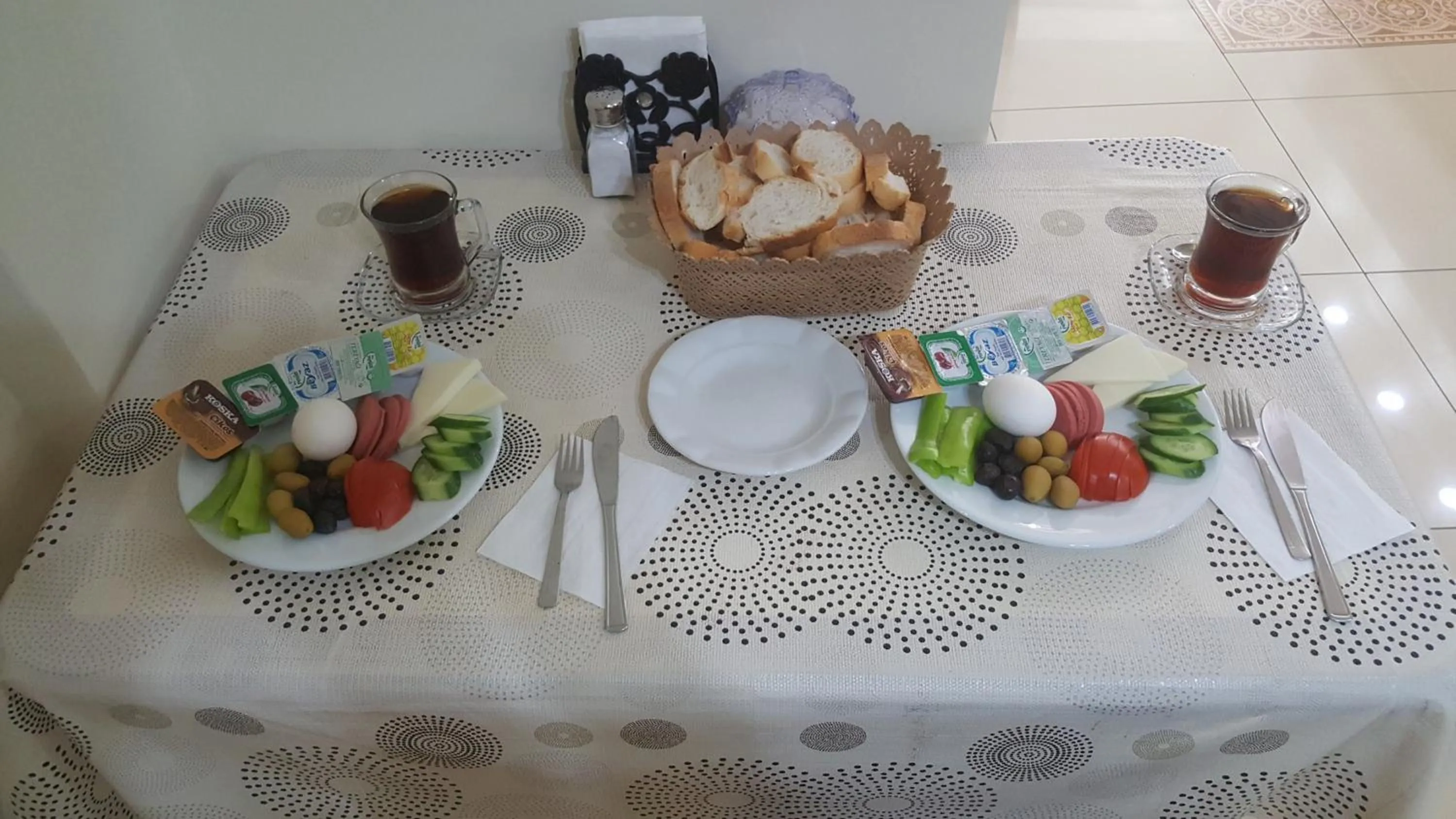 Food and drinks in Birol Hotel