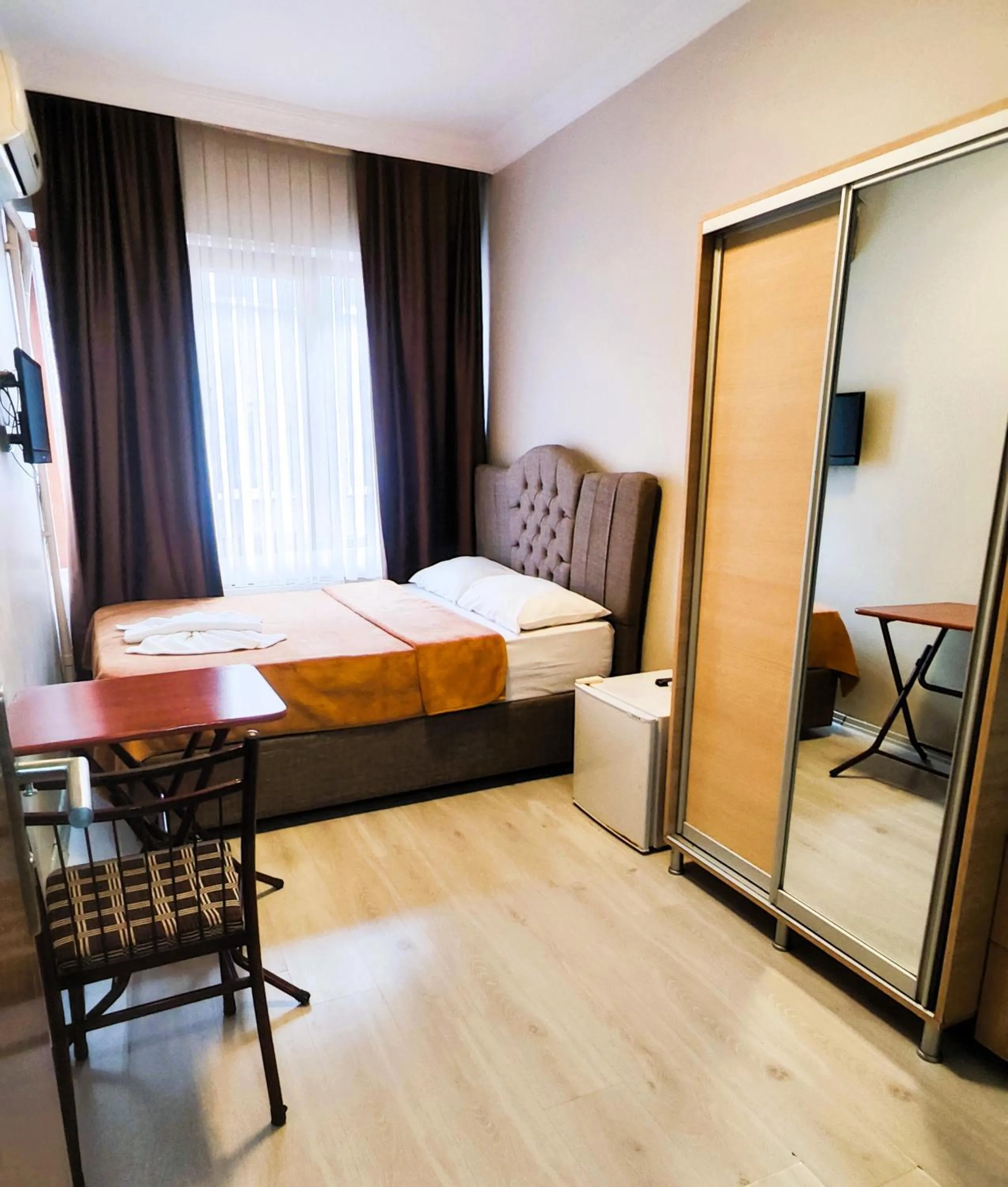 Photo of the whole room, Bed in Birol Hotel