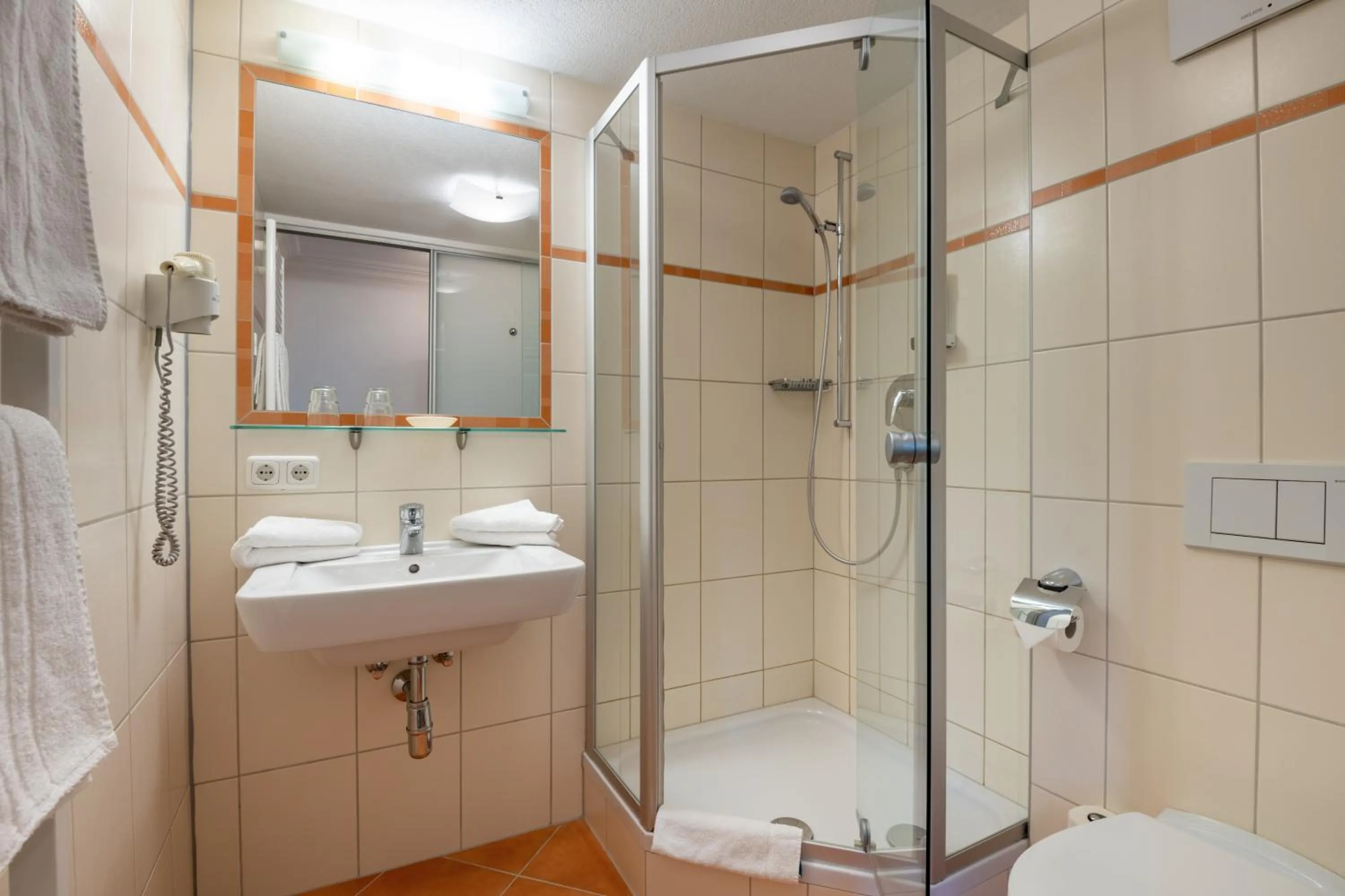 Shower in Aparthotel Tyrol