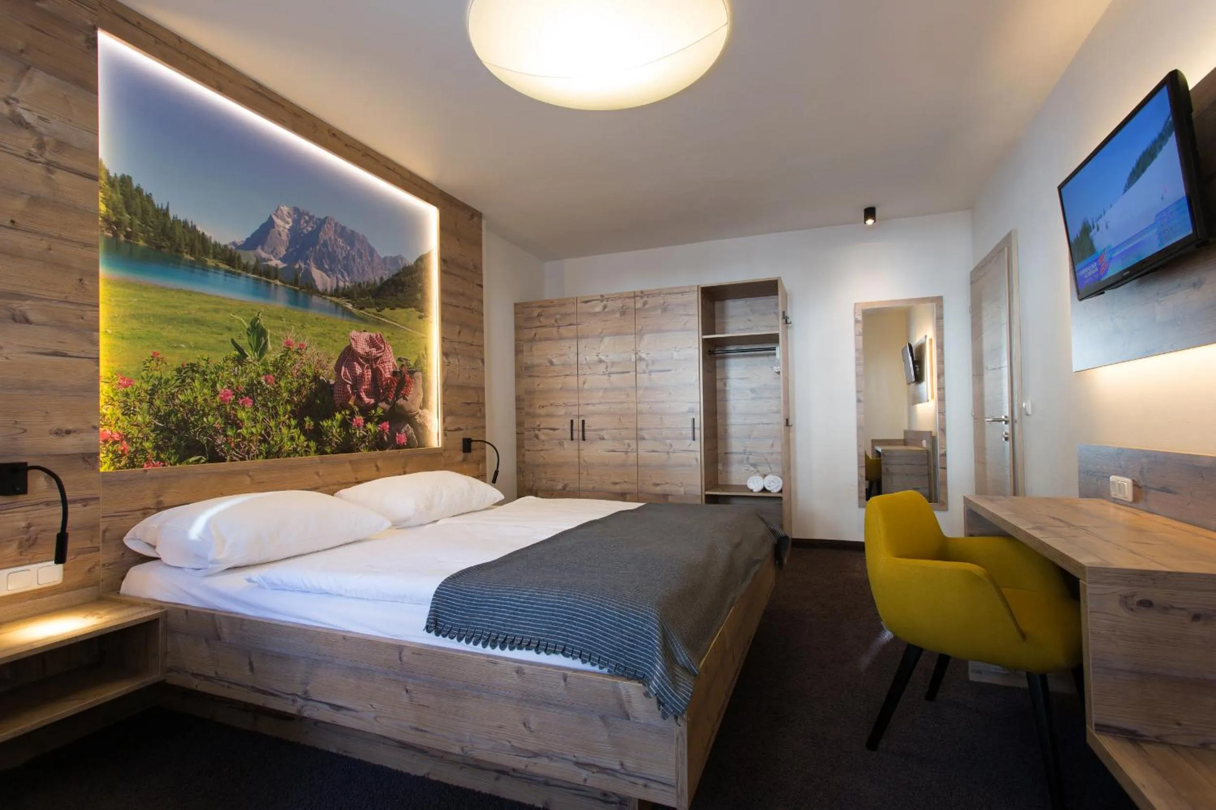 Bedroom, Bed in Aparthotel Tyrol