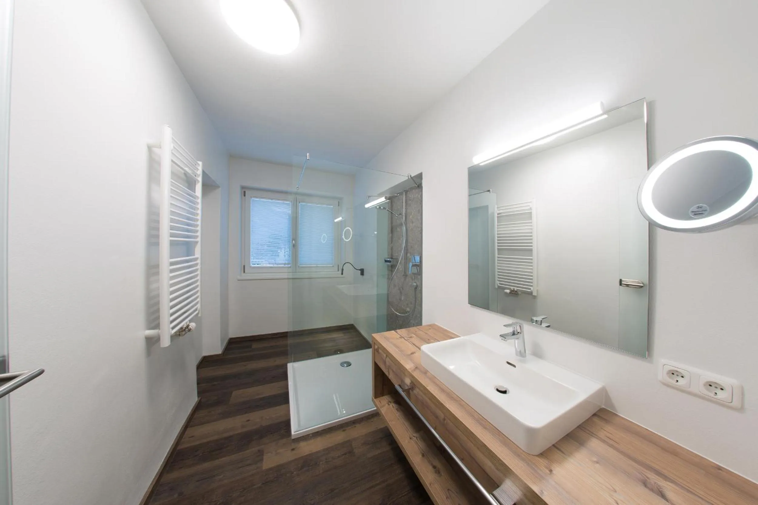 Shower in Aparthotel Tyrol