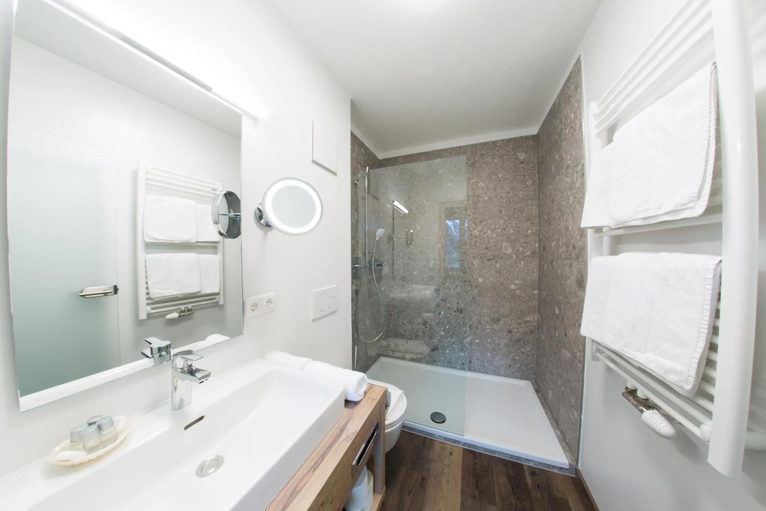 Bathroom in Aparthotel Tyrol