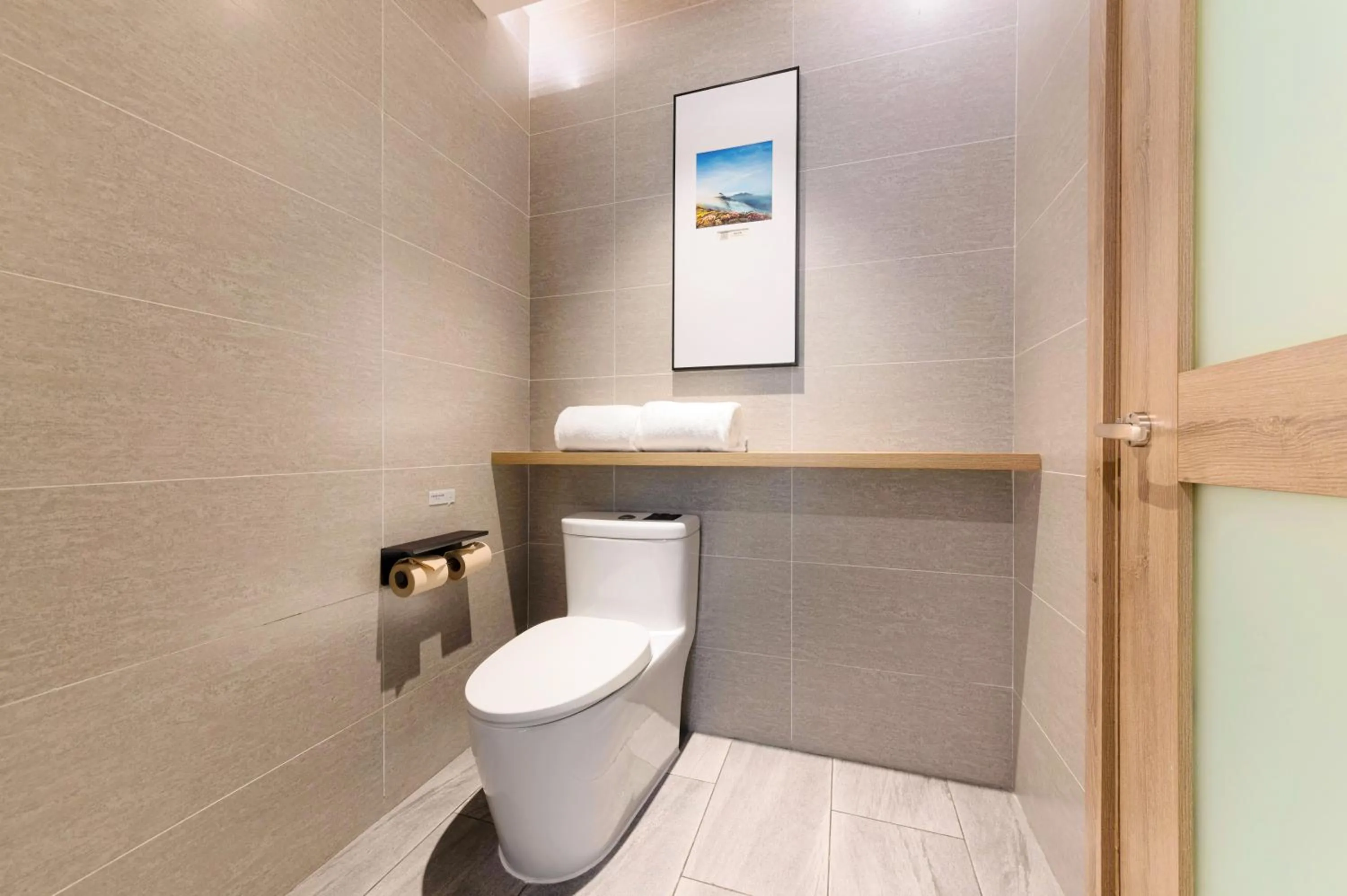 Toilet in Atour Hotel Chongqing Jiefangbei