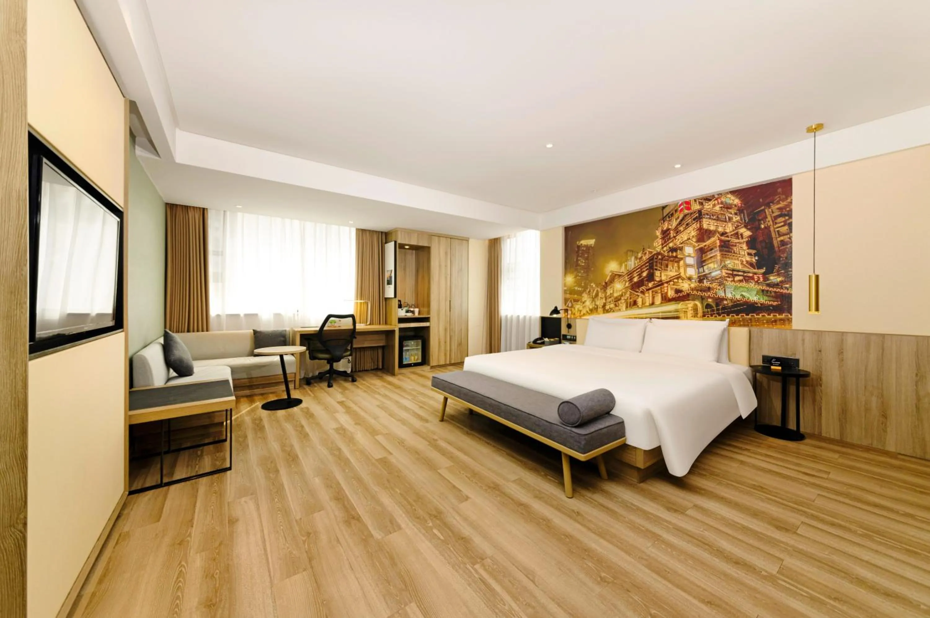 Photo of the whole room, Bed in Atour Hotel Chongqing Jiefangbei