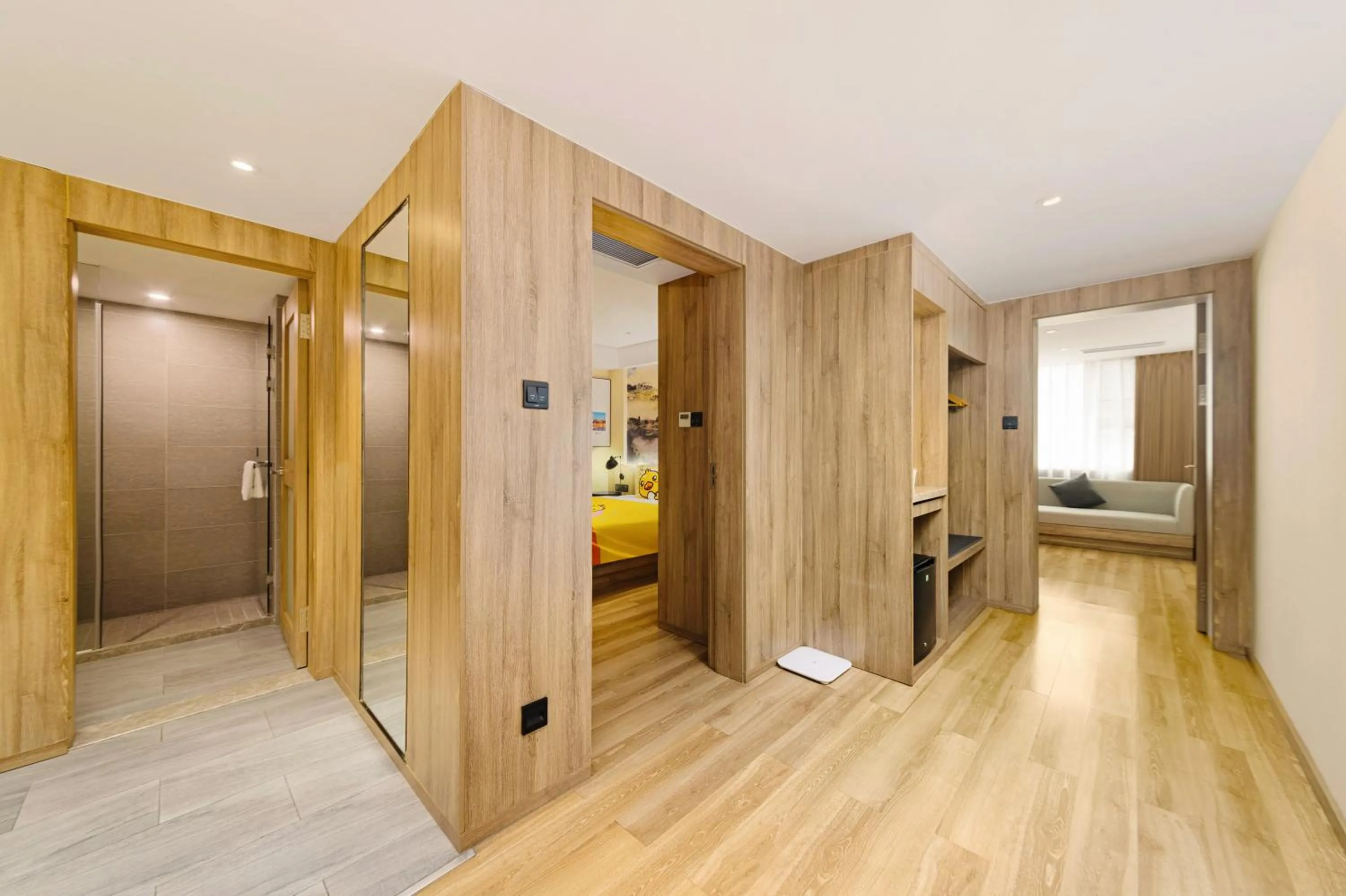 Photo of the whole room, Bed in Atour Hotel Chongqing Jiefangbei