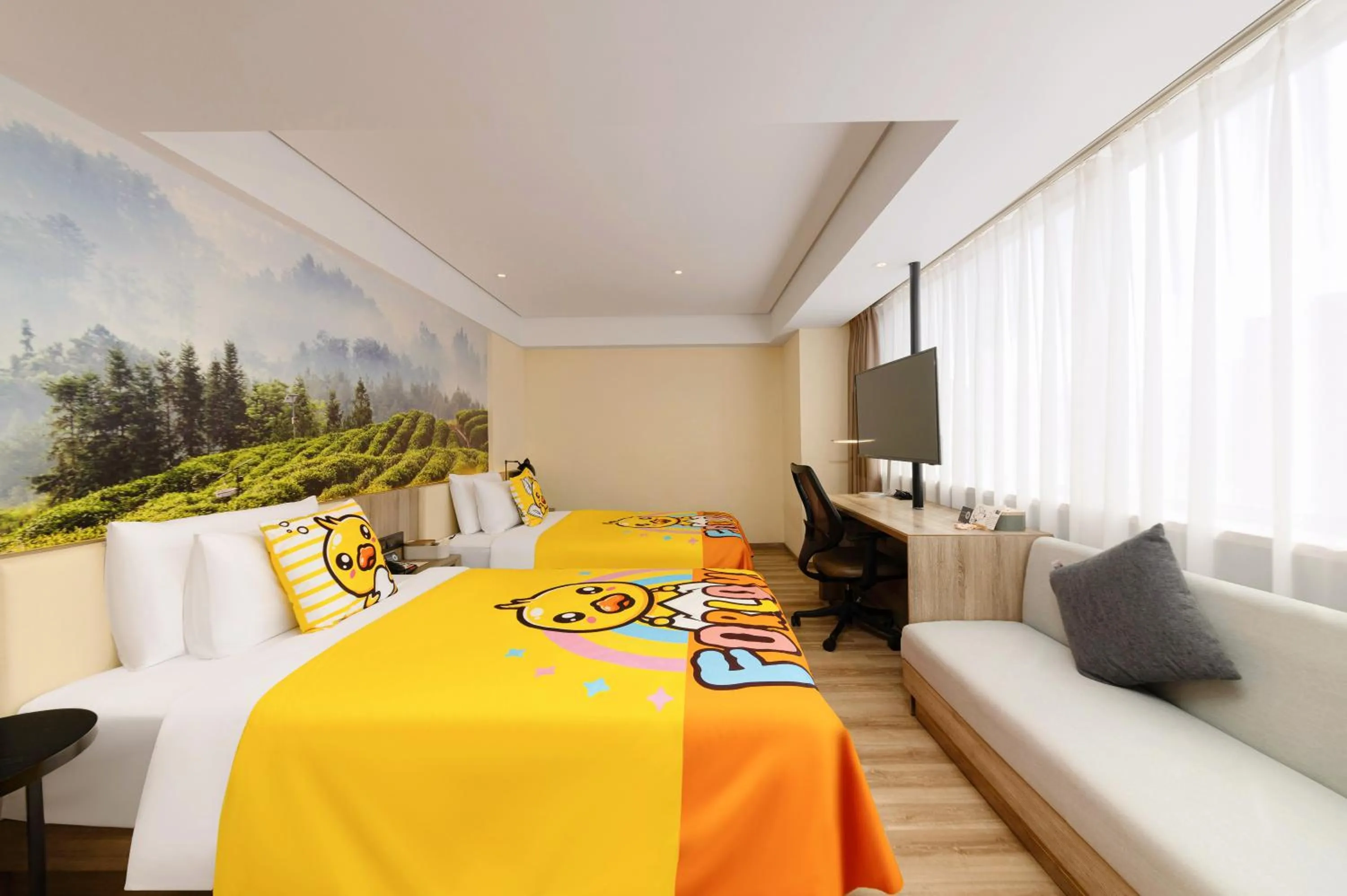 TV and multimedia, Bed in Atour Hotel Chongqing Jiefangbei